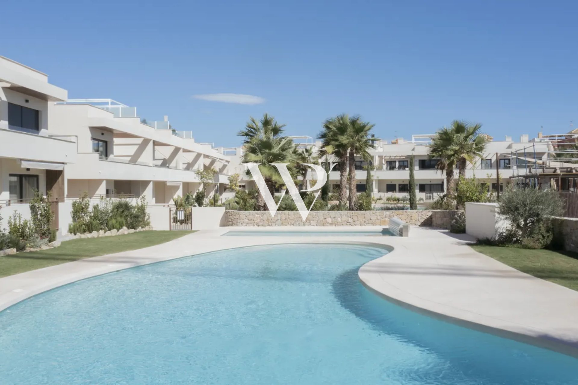 Bungalow — jardín — Torrevieja — Fotografía 2