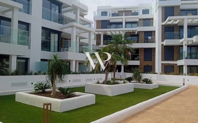 Apartamento — primera línea de playa — Denia — Fotografía 2
