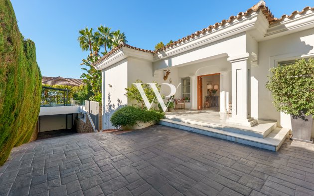 Villa · Reventa - Marbella · Málaga · España