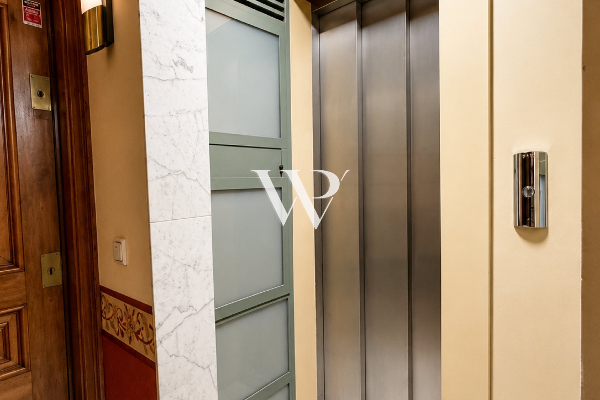 Reventa - Apartamento - Barcelona