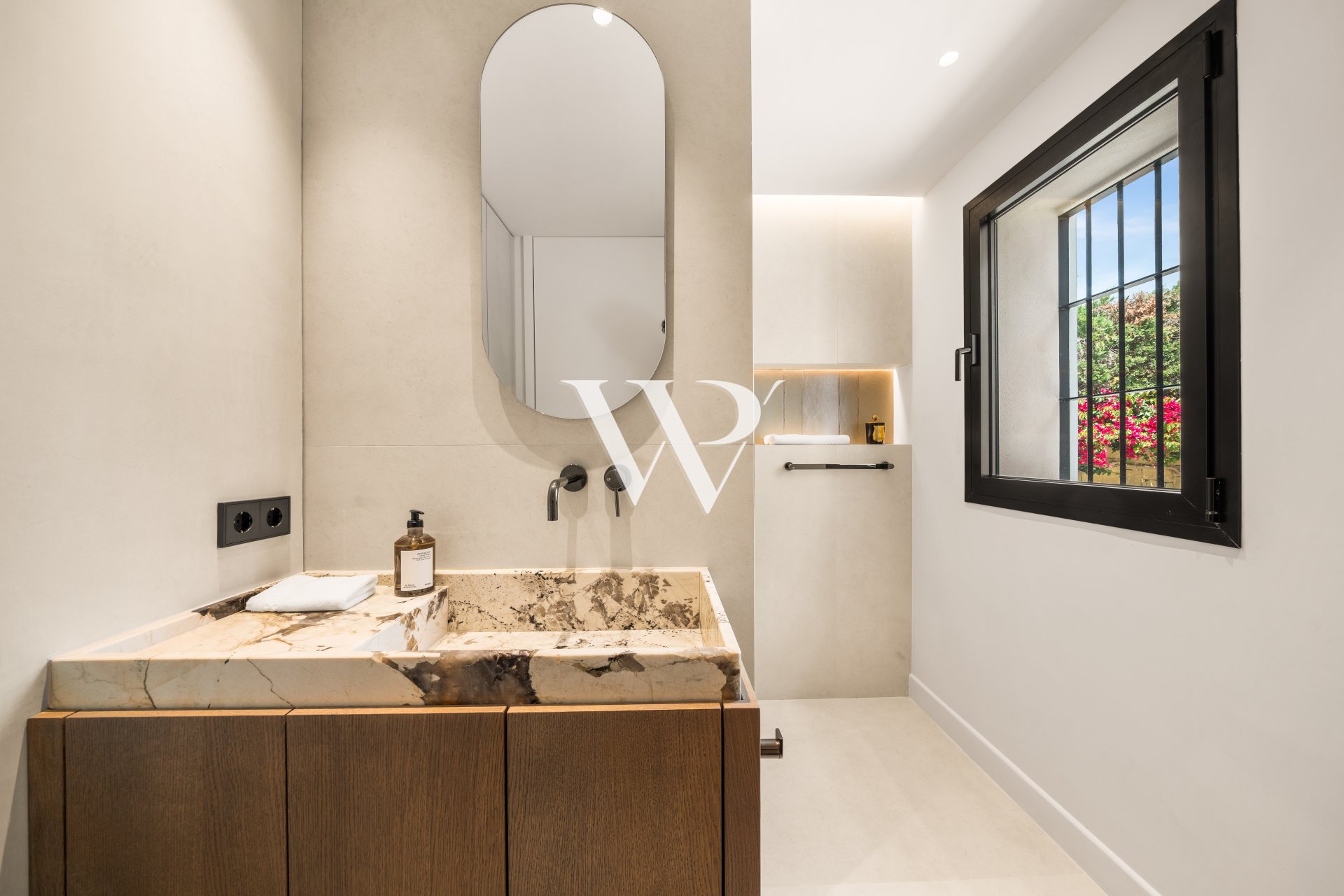 Reventa - Villa - Marbella - Costa del Sol