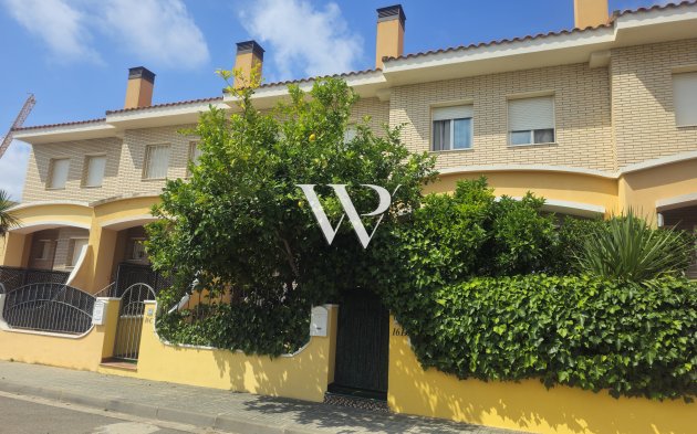 Townhouse · Long Term Rental - Cambrils · Tarragona · Spain