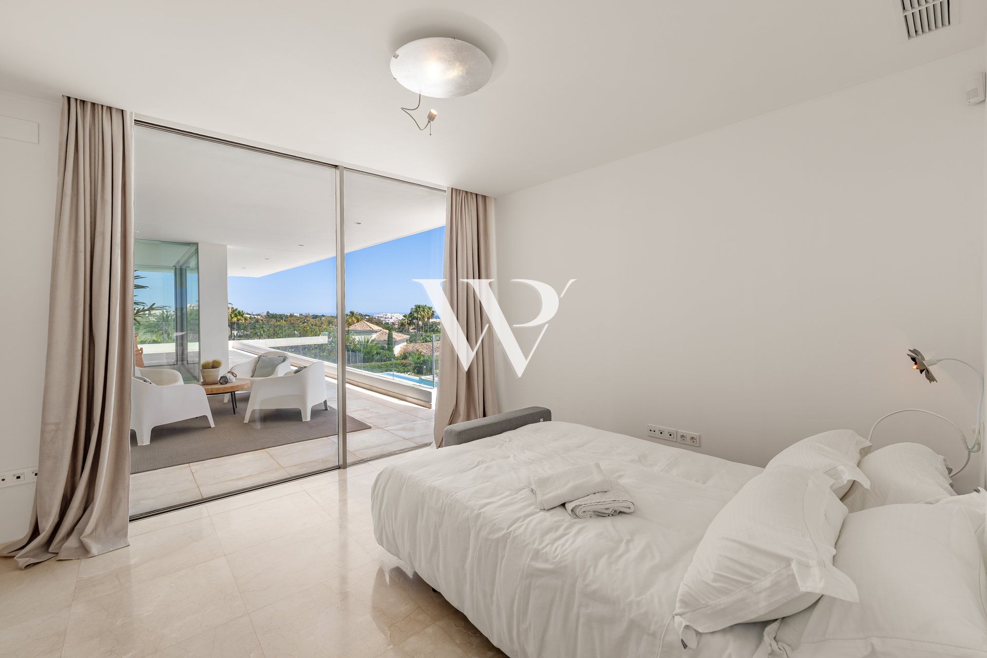 Reventa - Villa - Marbella