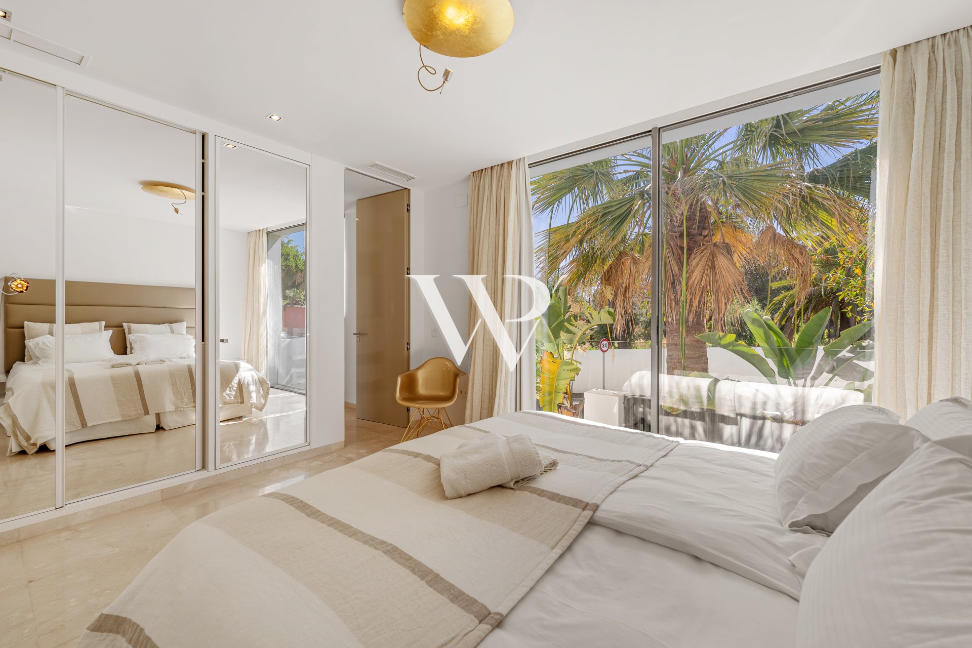 Reventa - Villa - Marbella