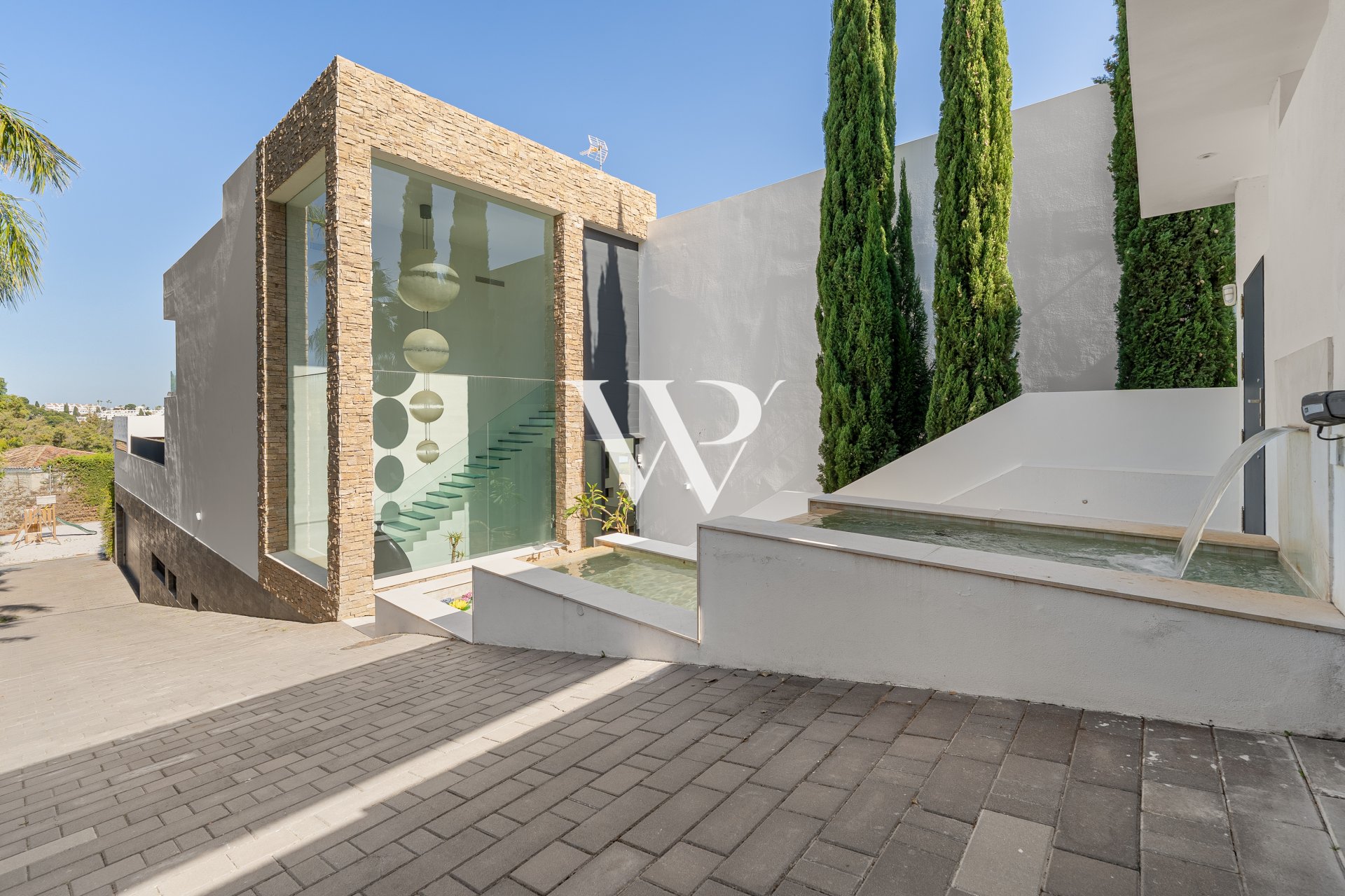 Reventa - Villa - Marbella