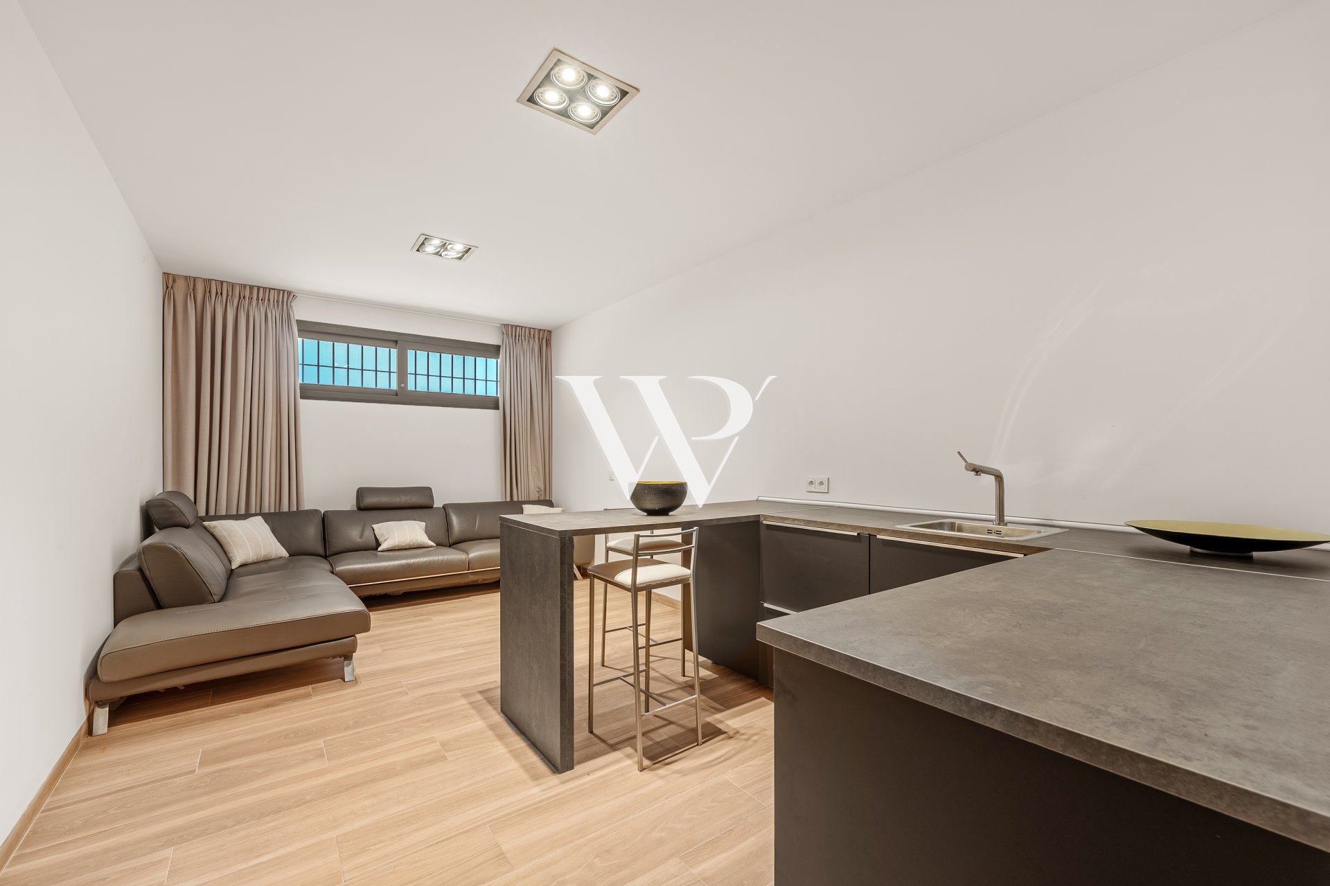 Reventa - Villa - Marbella