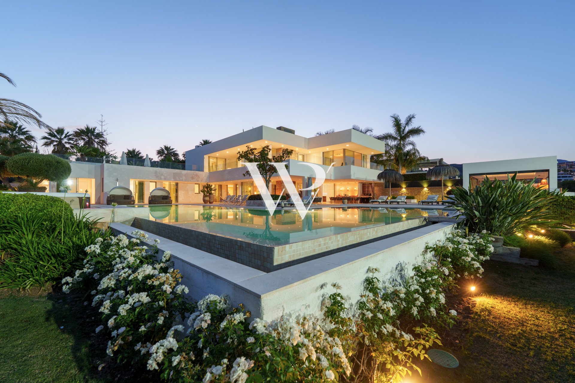Reventa - Villa - Marbella