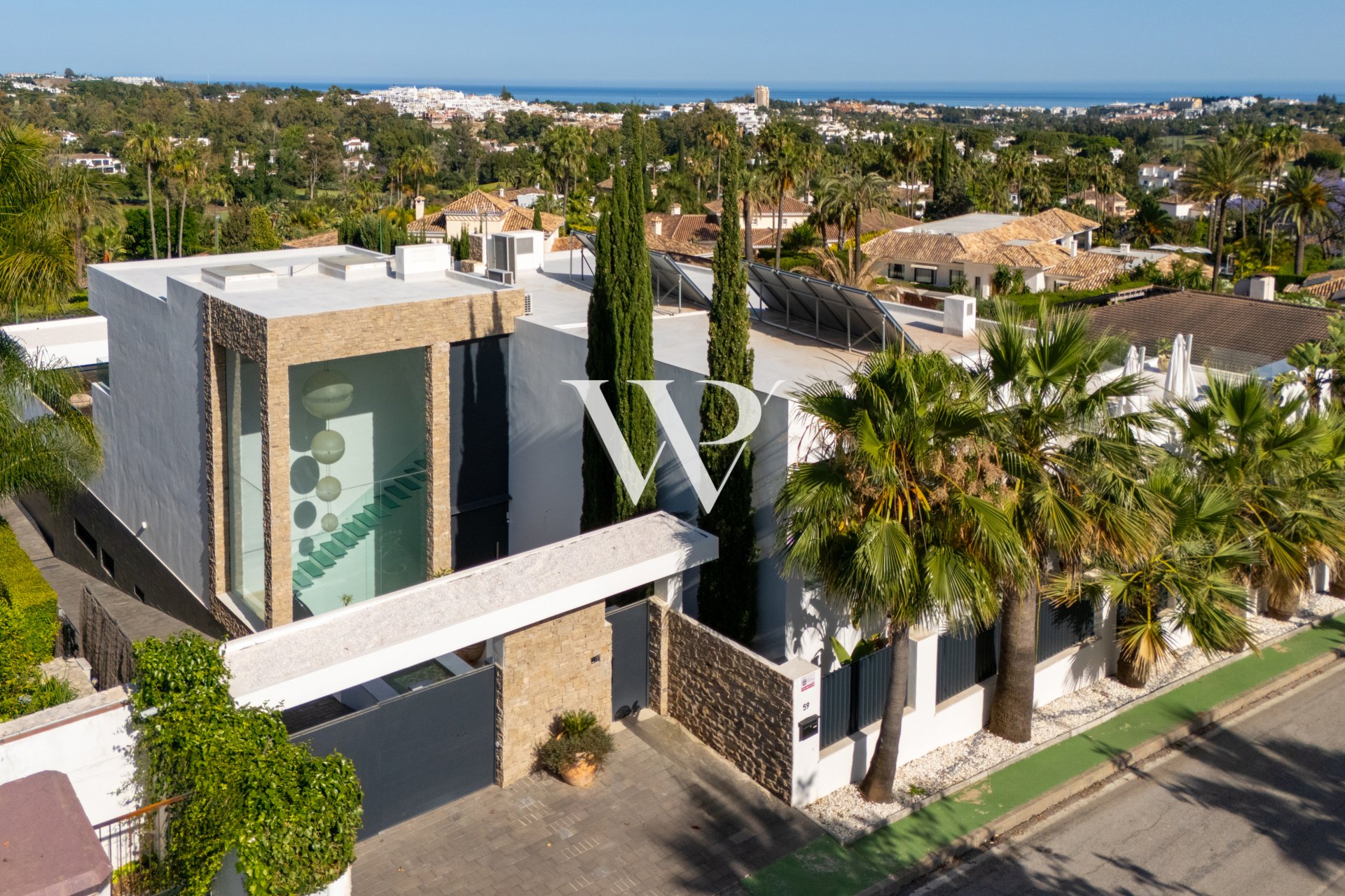 Reventa - Villa - Marbella