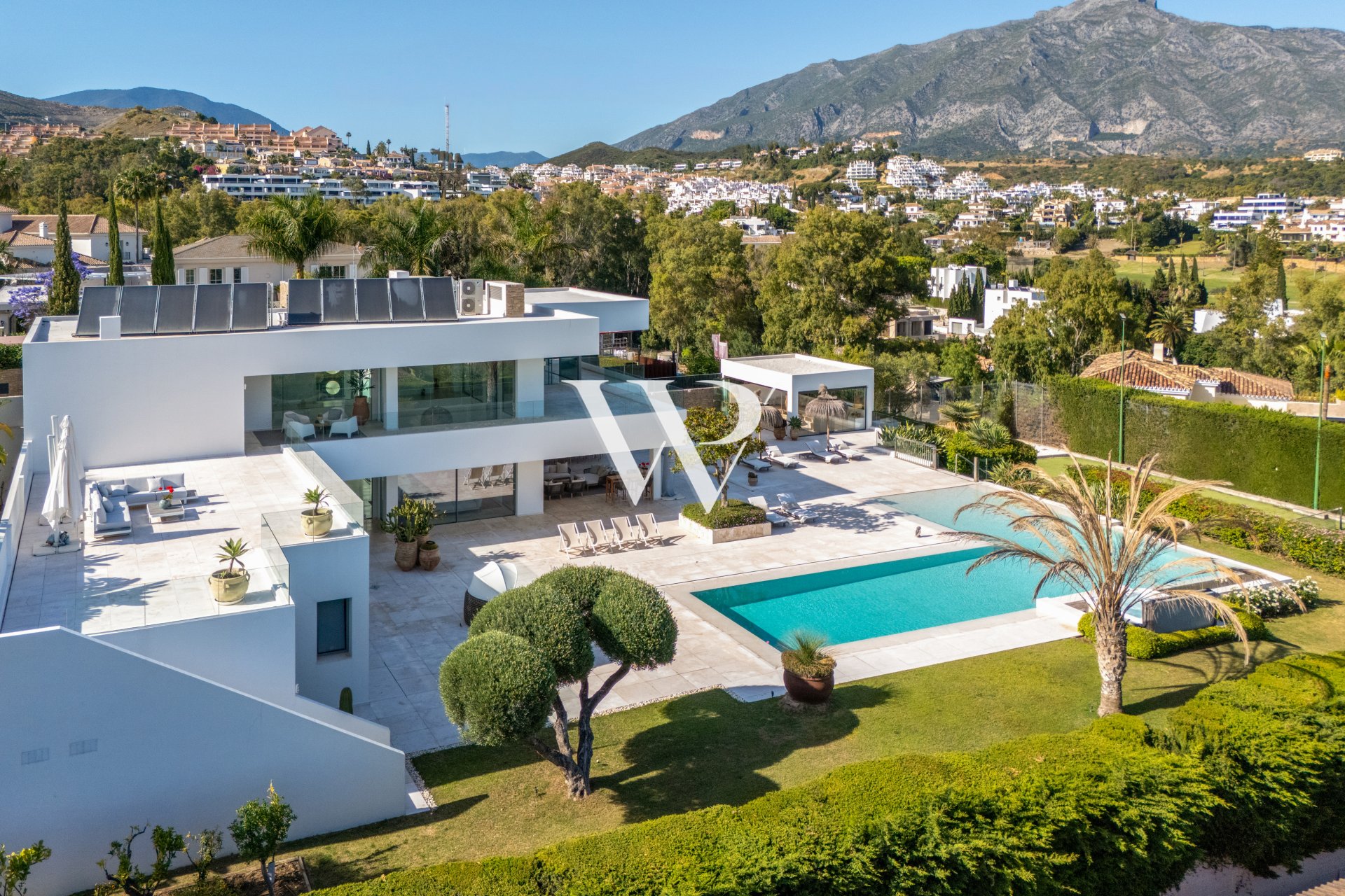 Reventa - Villa - Marbella