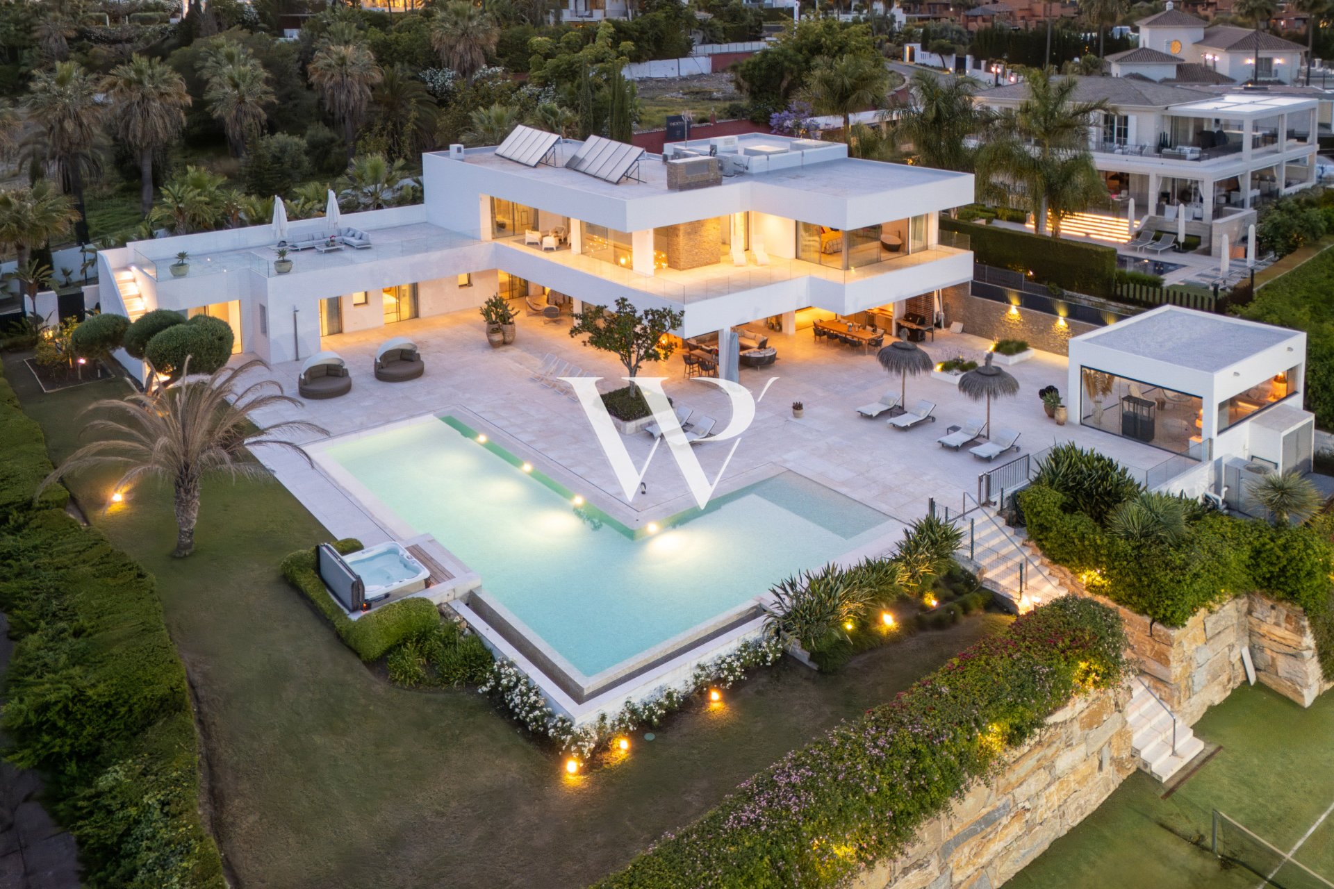Reventa - Villa - Marbella