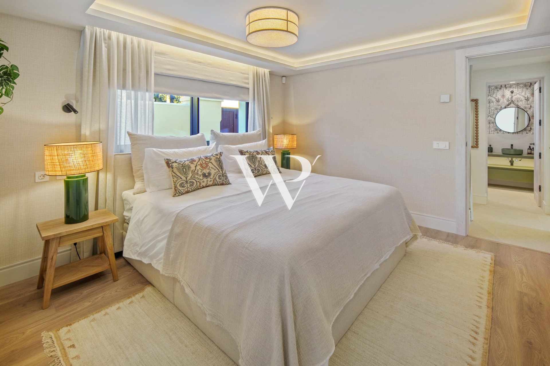 Resale - Villa - Marbella