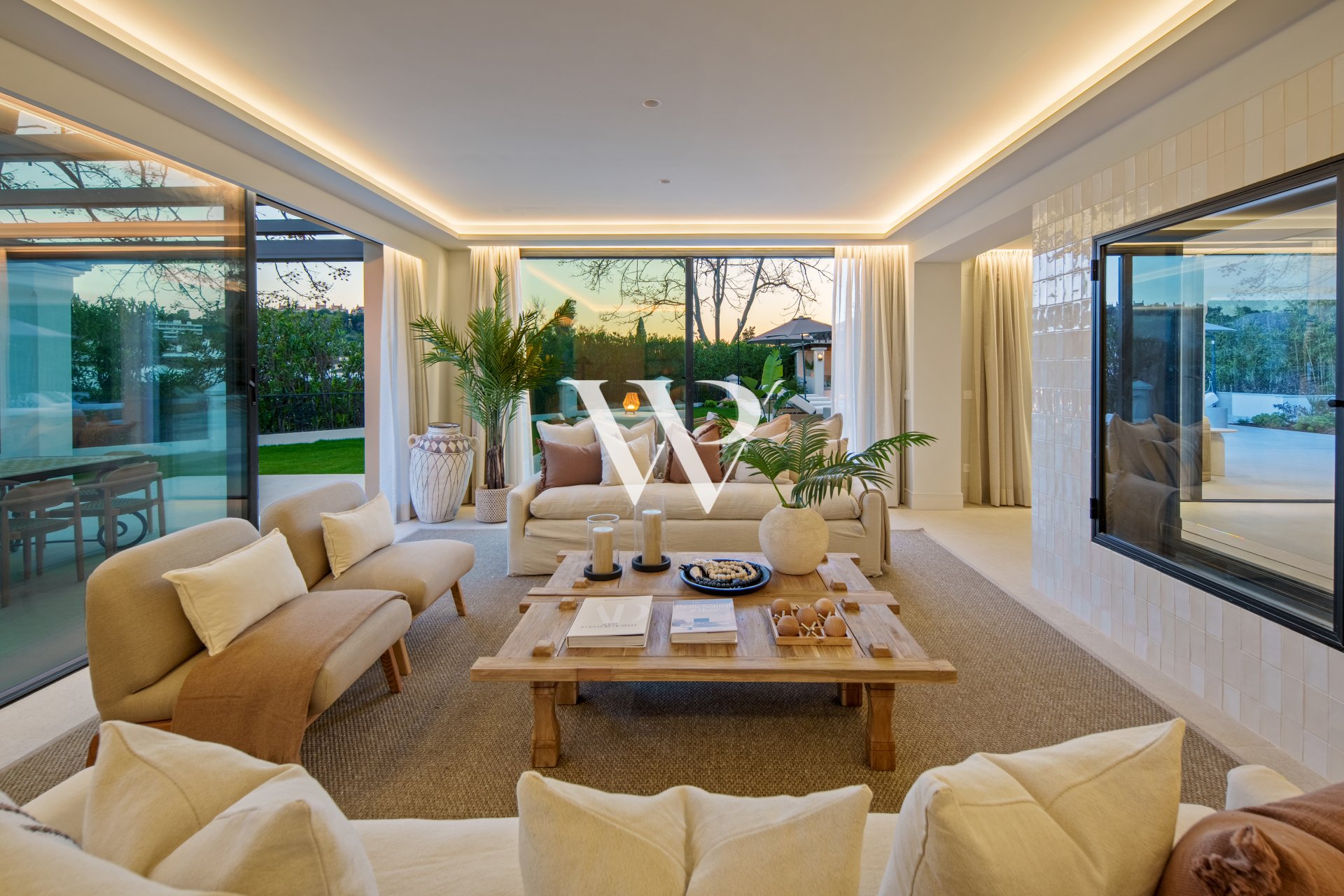 Resale - Villa - Marbella