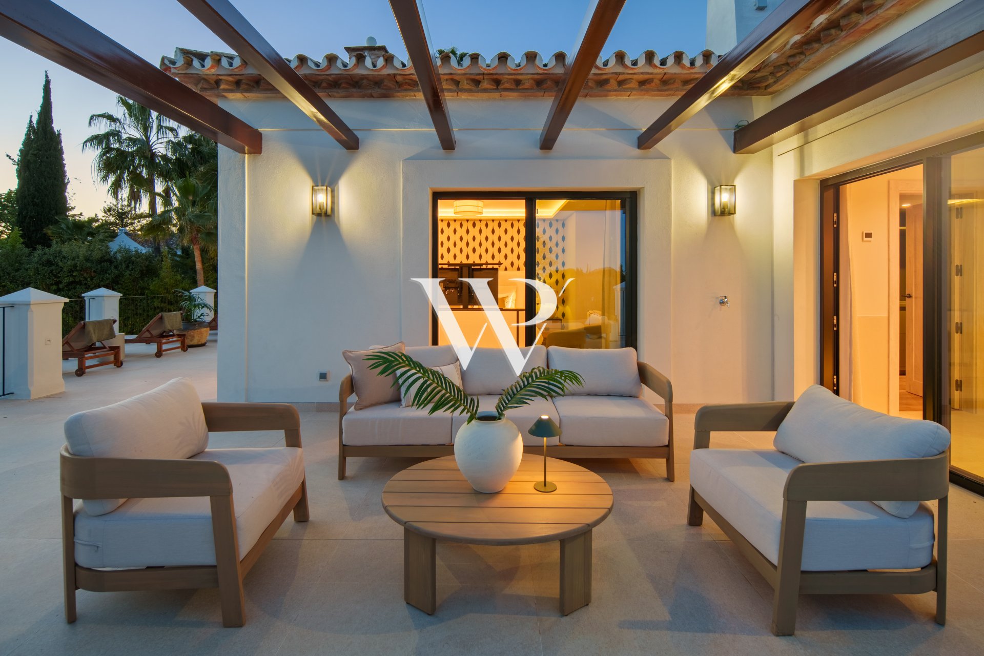Resale - Villa - Marbella
