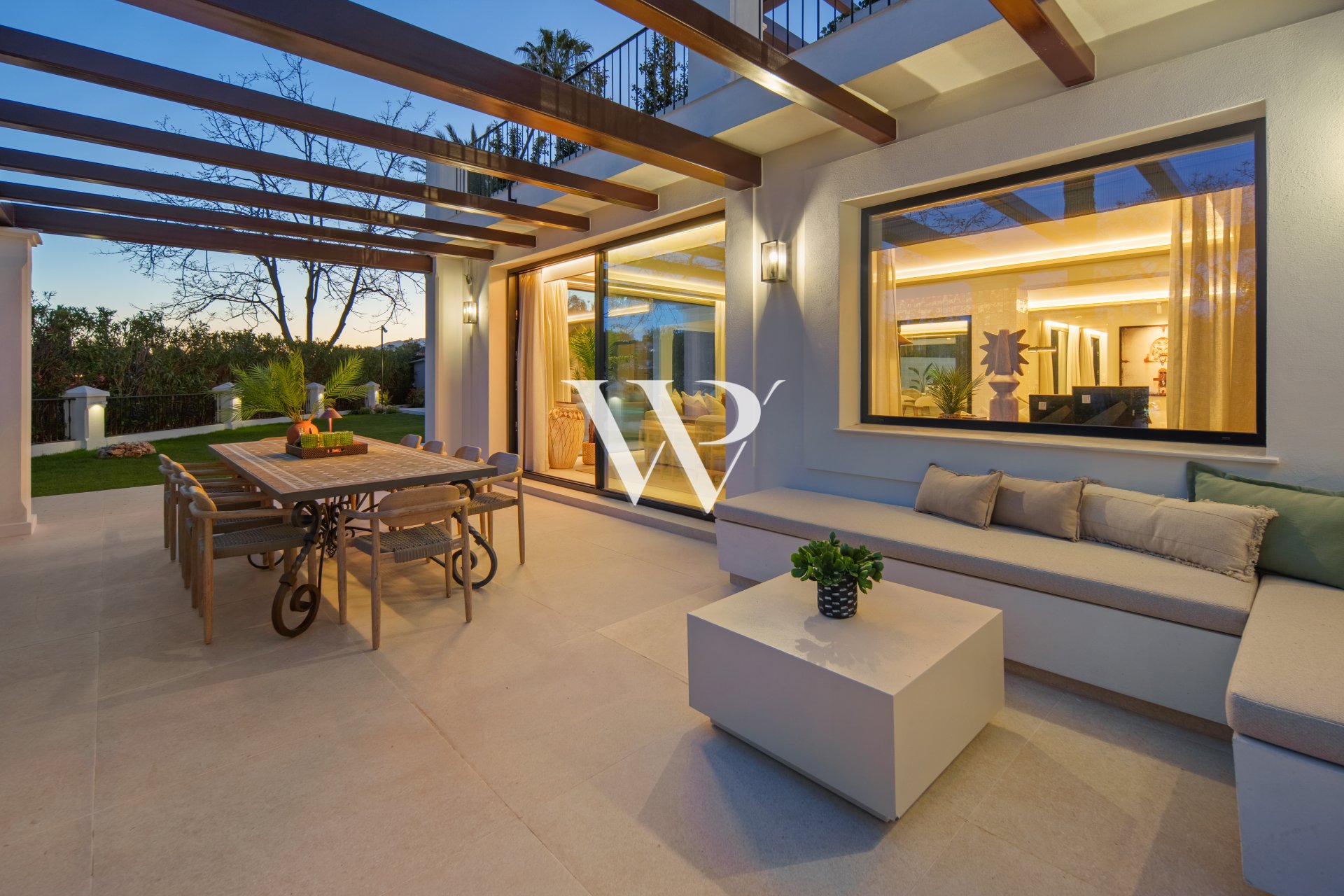 Resale - Villa - Marbella