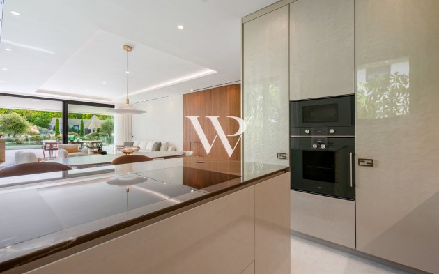 Apartamento · Reventa - Marbella · Milla de Oro · Málaga · España