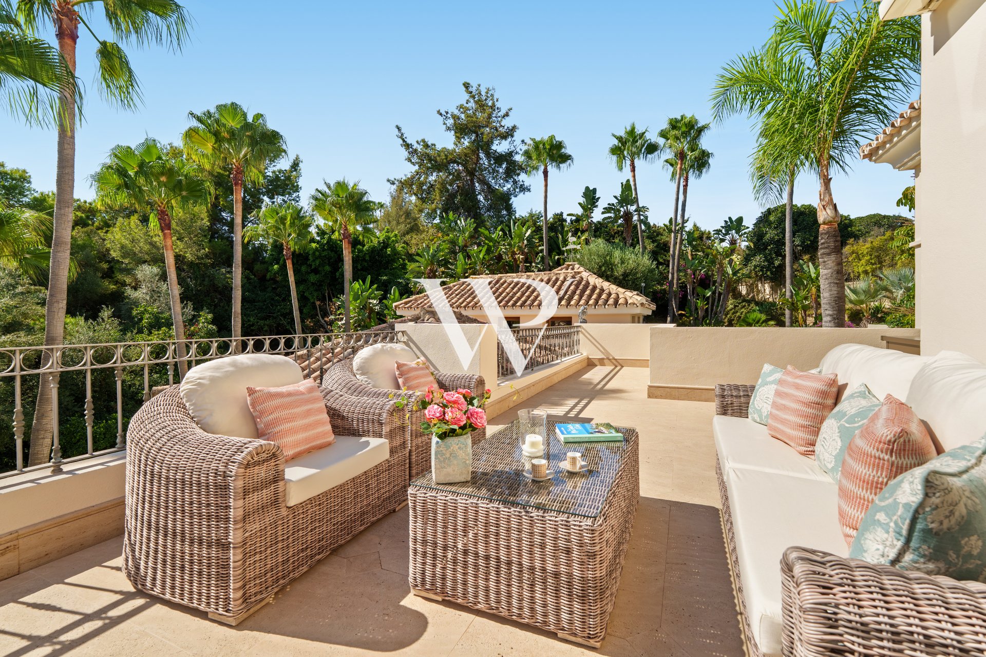 Reventa - Villa - Marbella