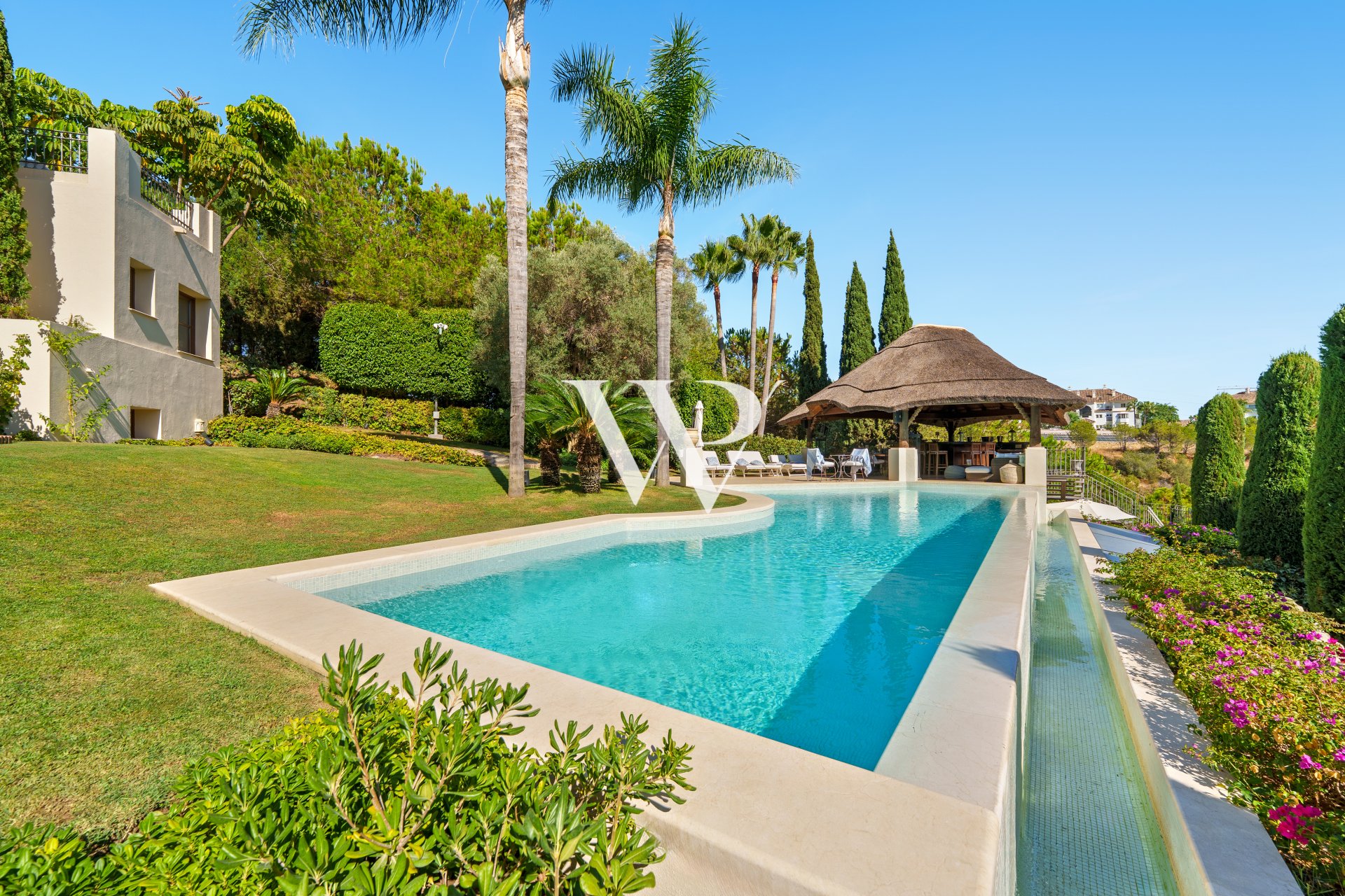Reventa - Villa - Marbella