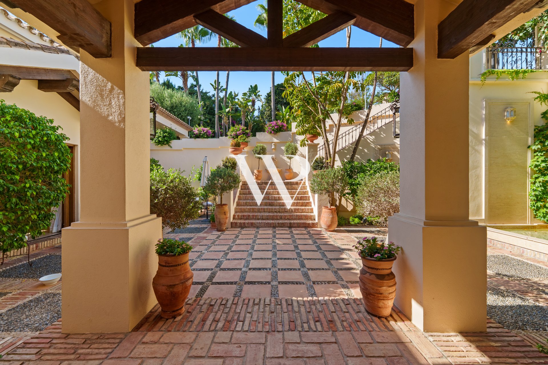 Reventa - Villa - Marbella