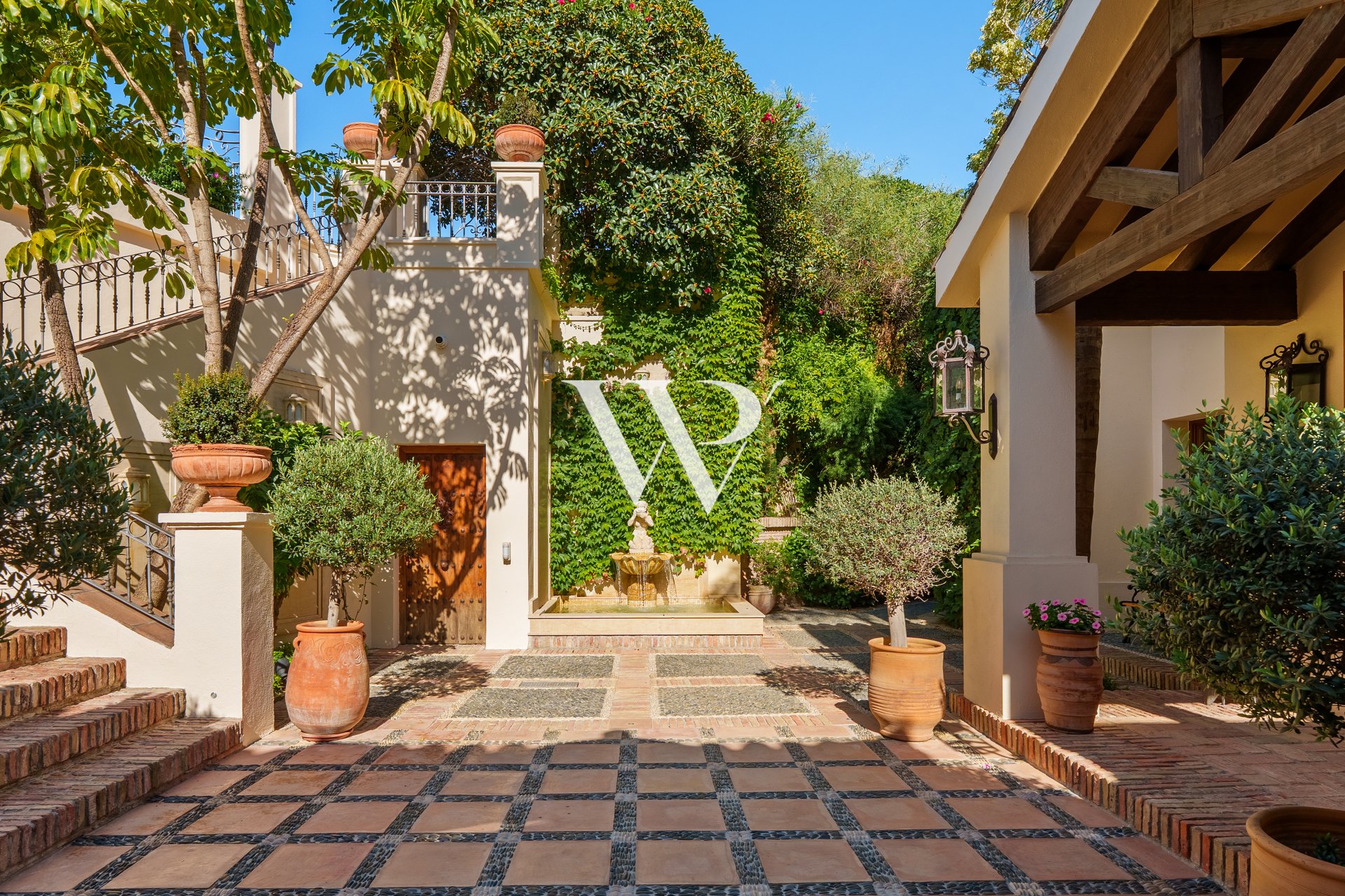 Reventa - Villa - Marbella