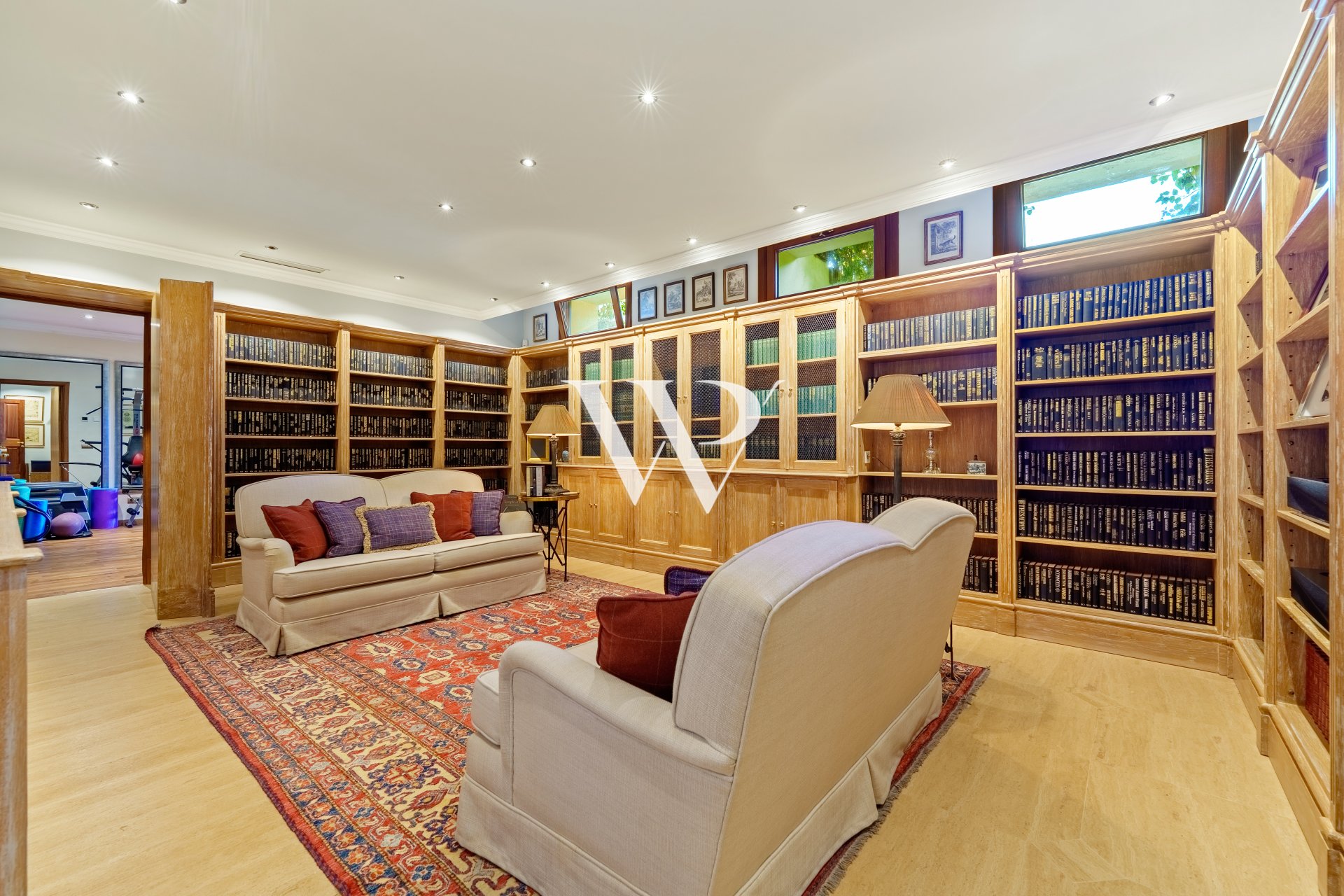 Reventa - Villa - Marbella