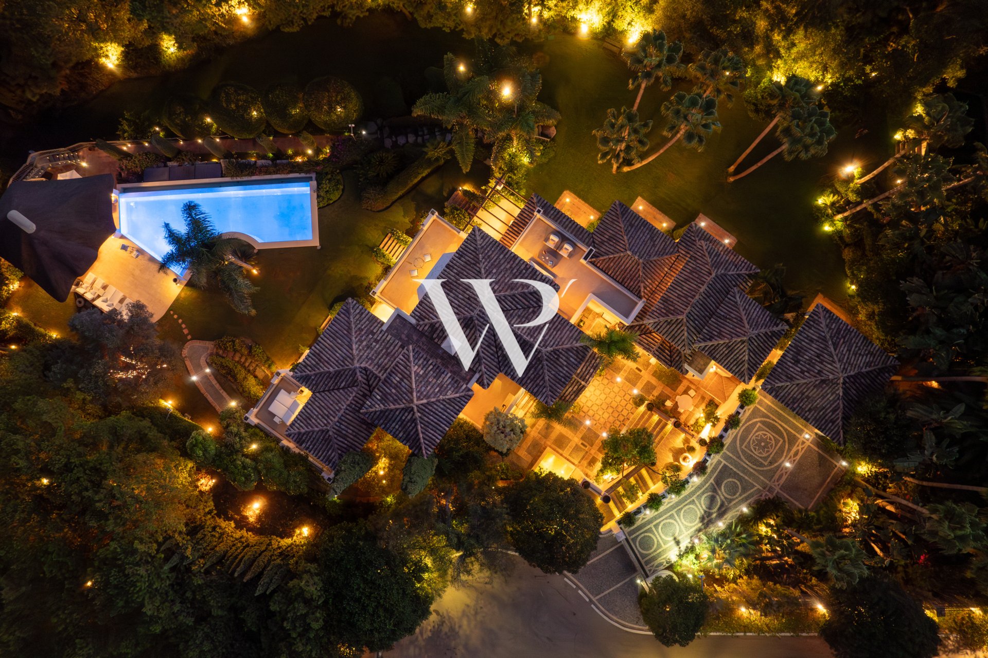 Reventa - Villa - Marbella
