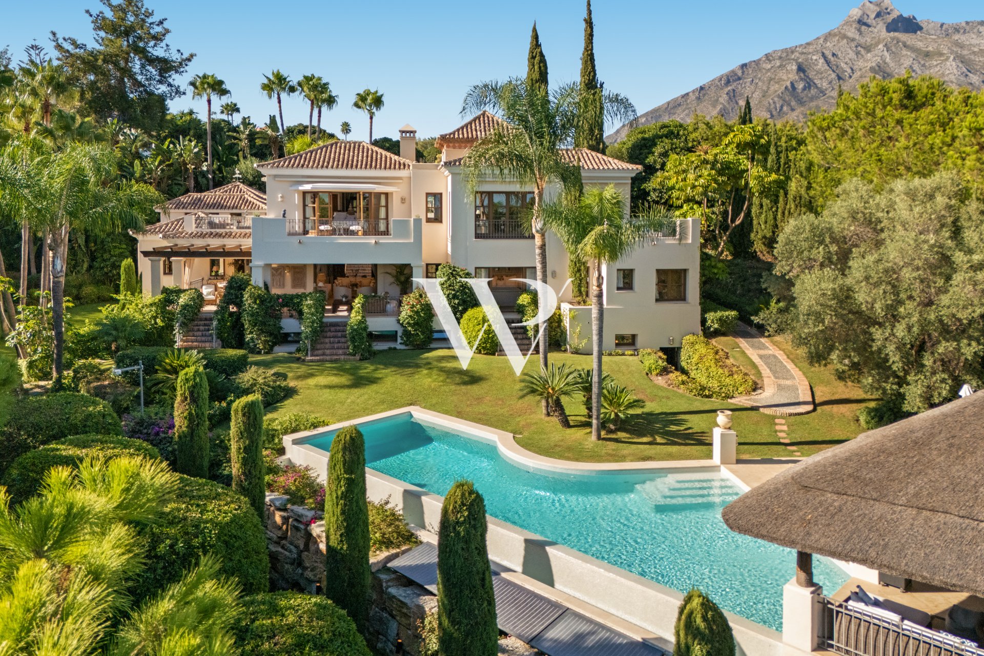 Reventa - Villa - Marbella
