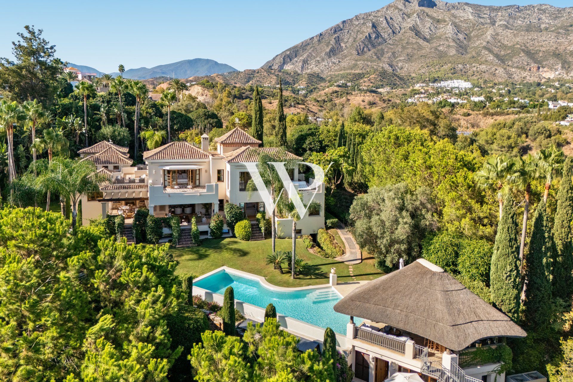 Reventa - Villa - Marbella