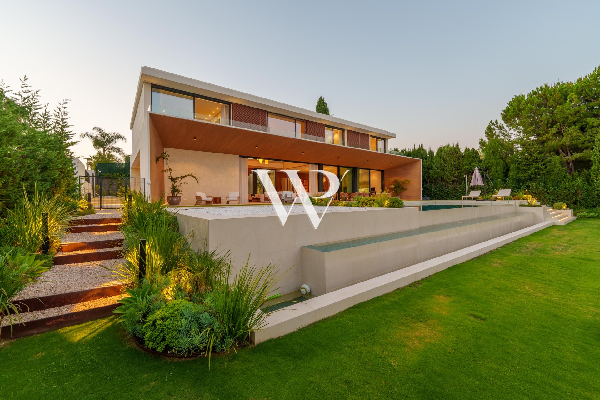Reventa - Villa - Marbella