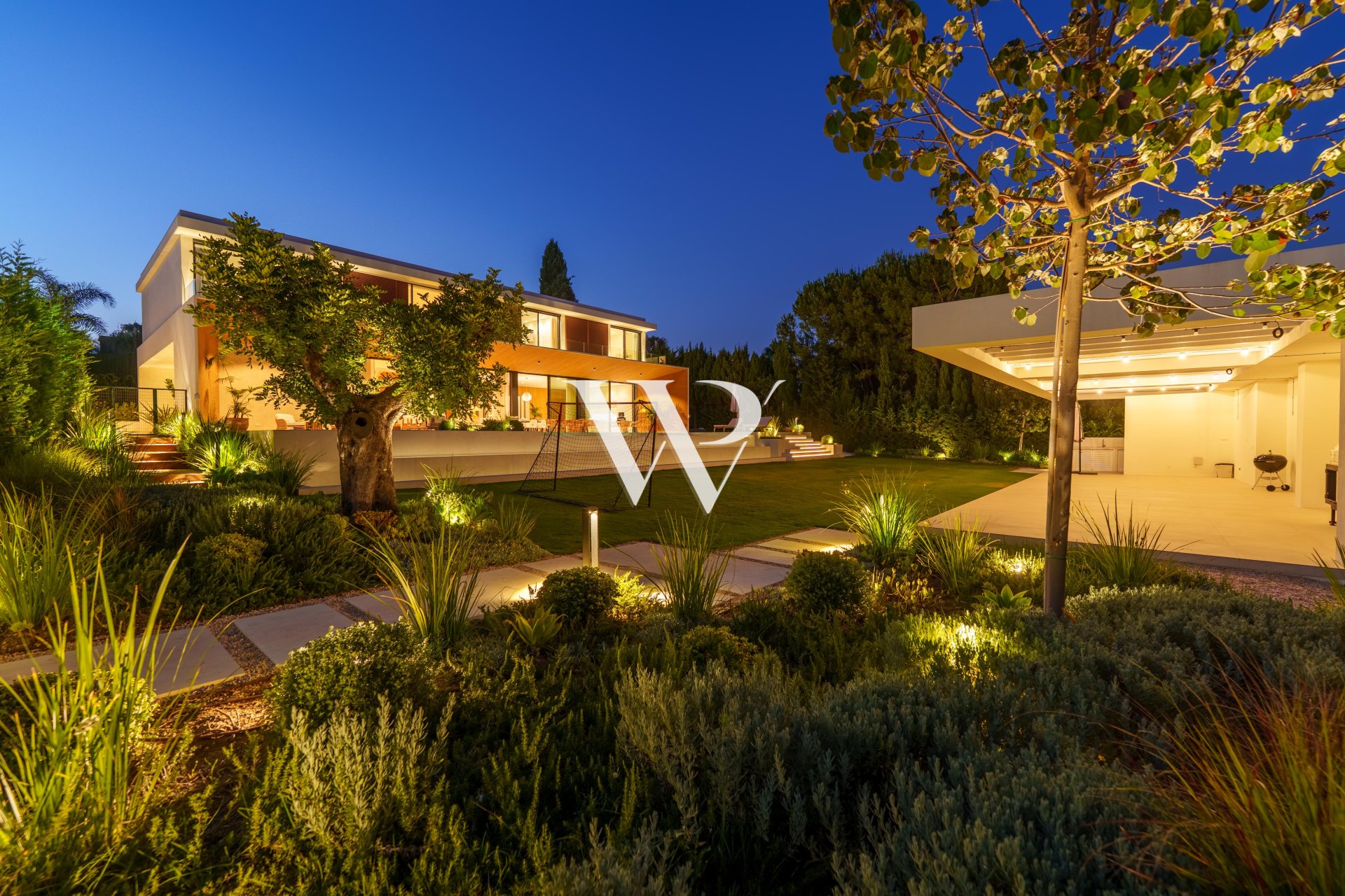 Reventa - Villa - Marbella