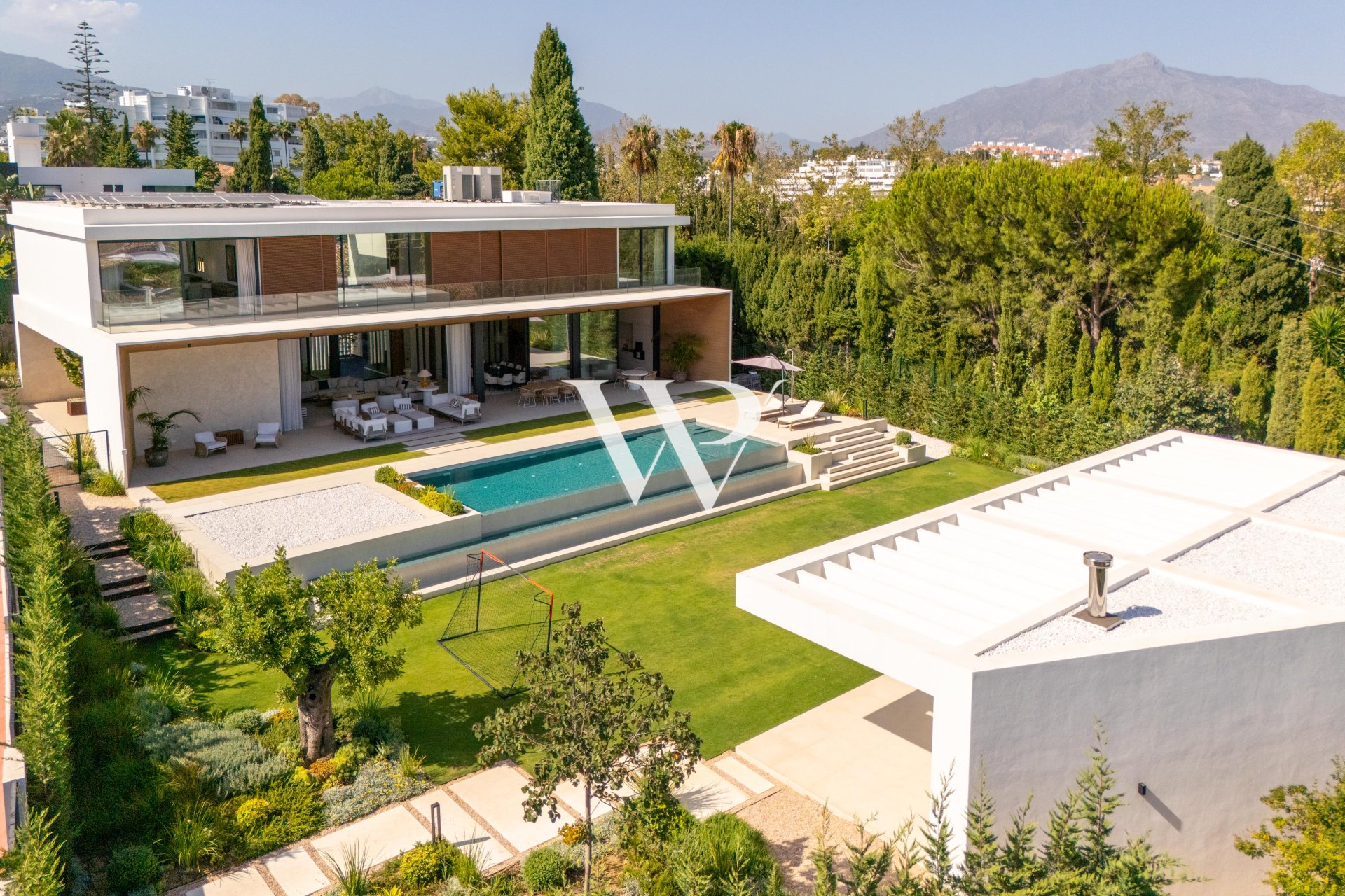 Reventa - Villa - Marbella