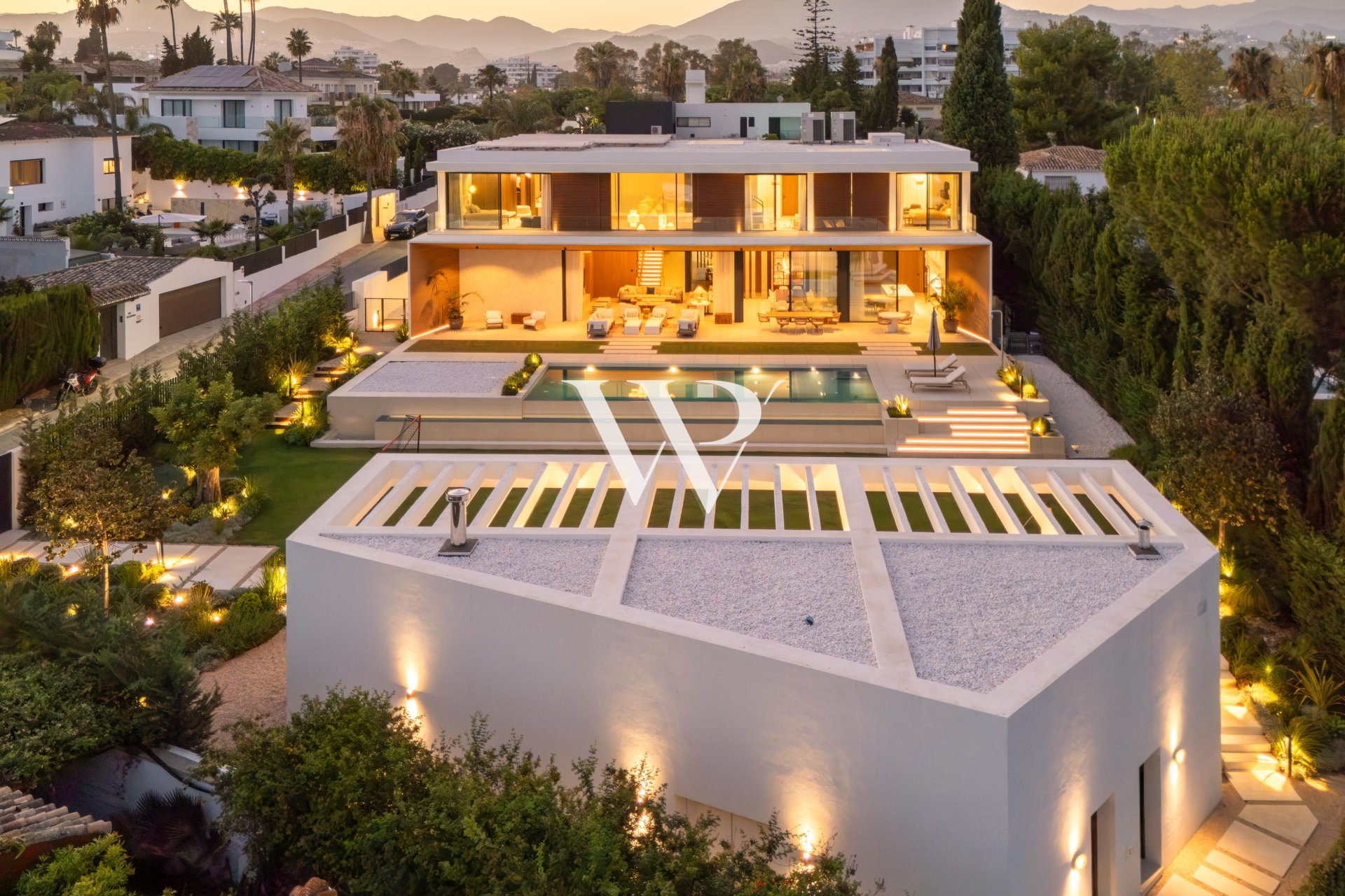 Reventa - Villa - Marbella