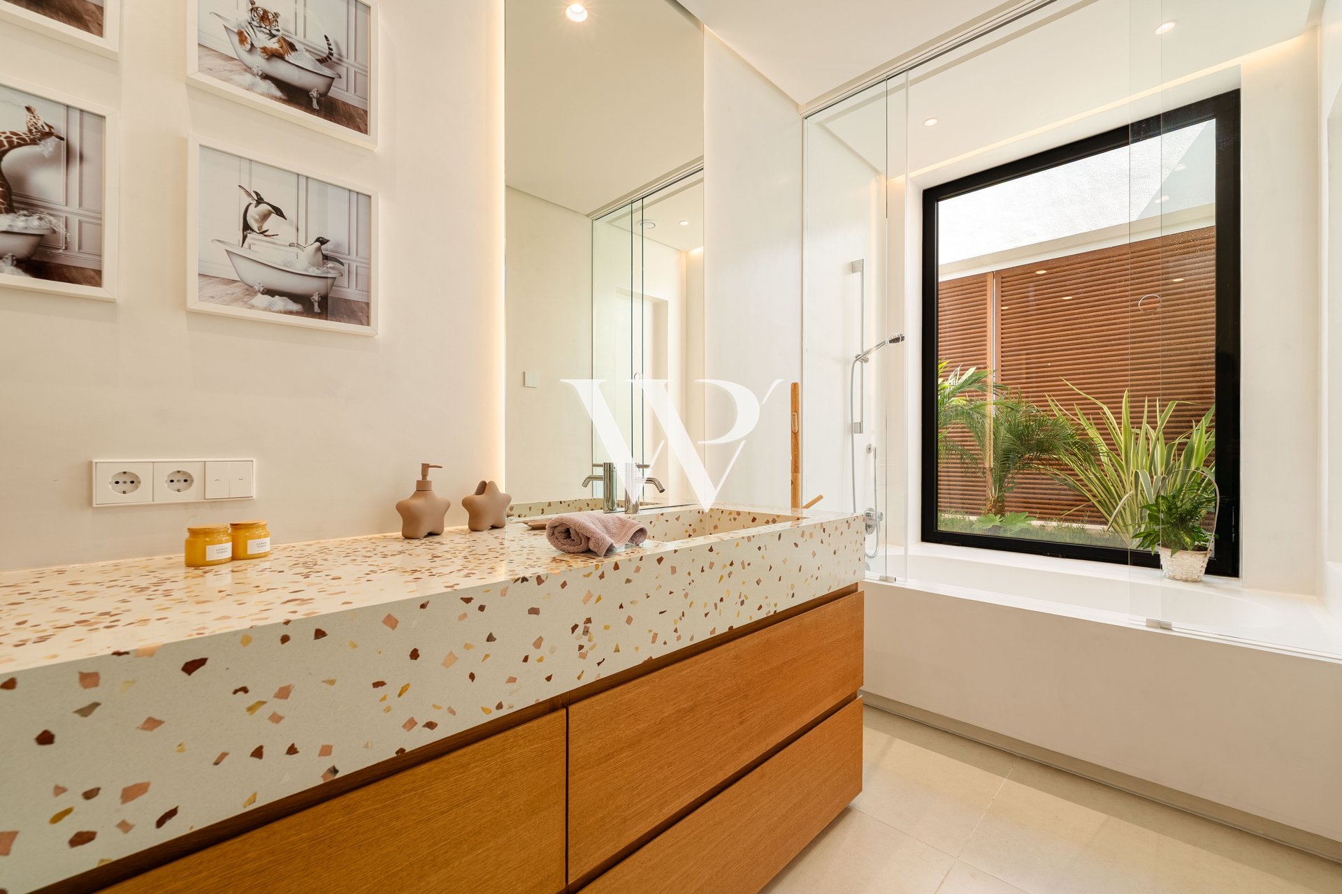 Reventa - Villa - Marbella