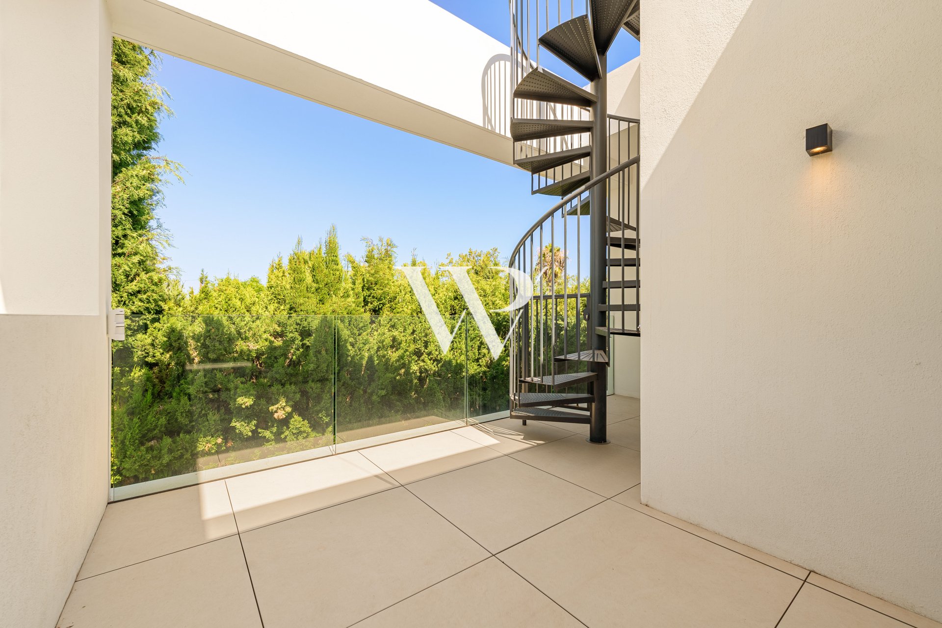 Reventa - Villa - Marbella