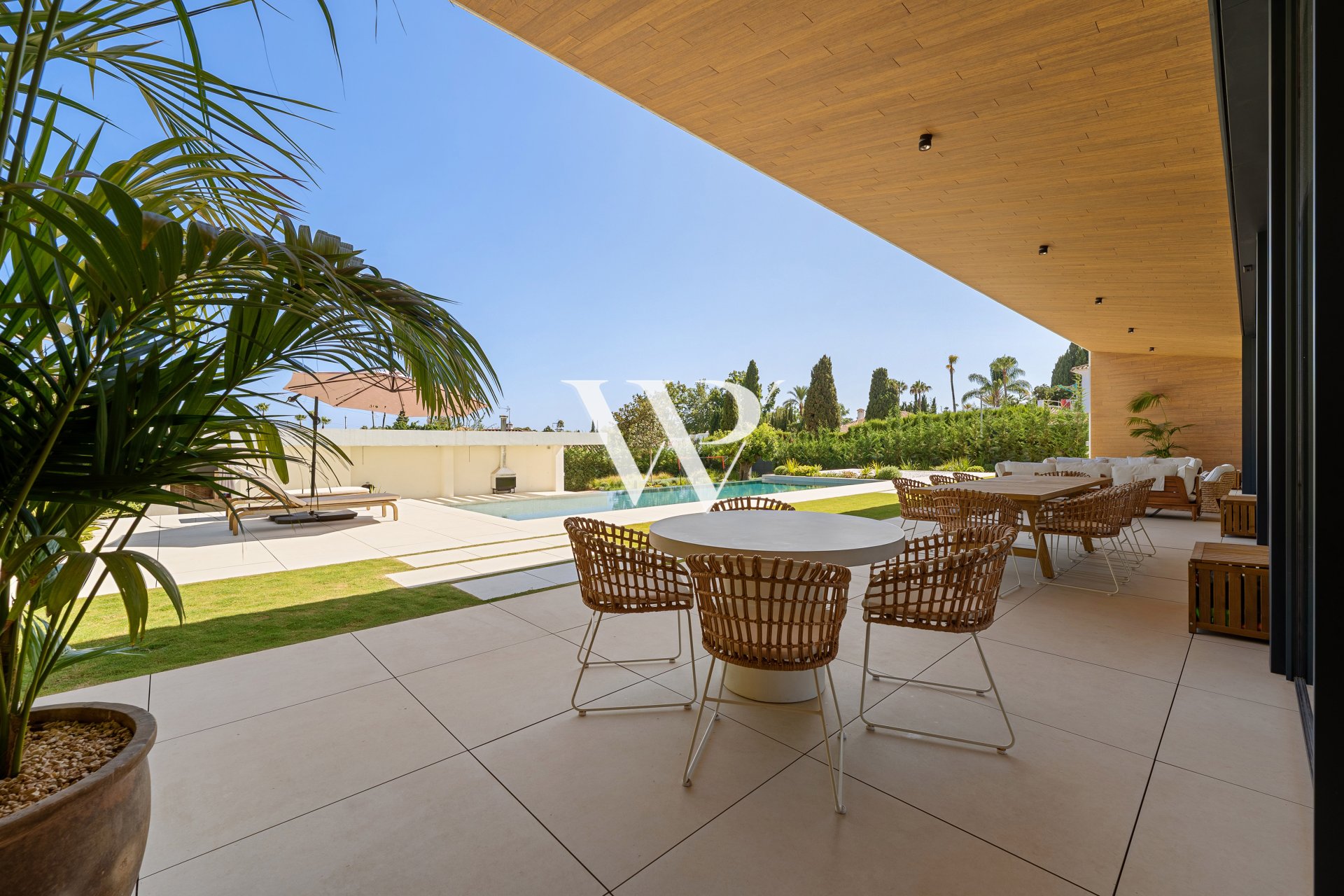 Reventa - Villa - Marbella