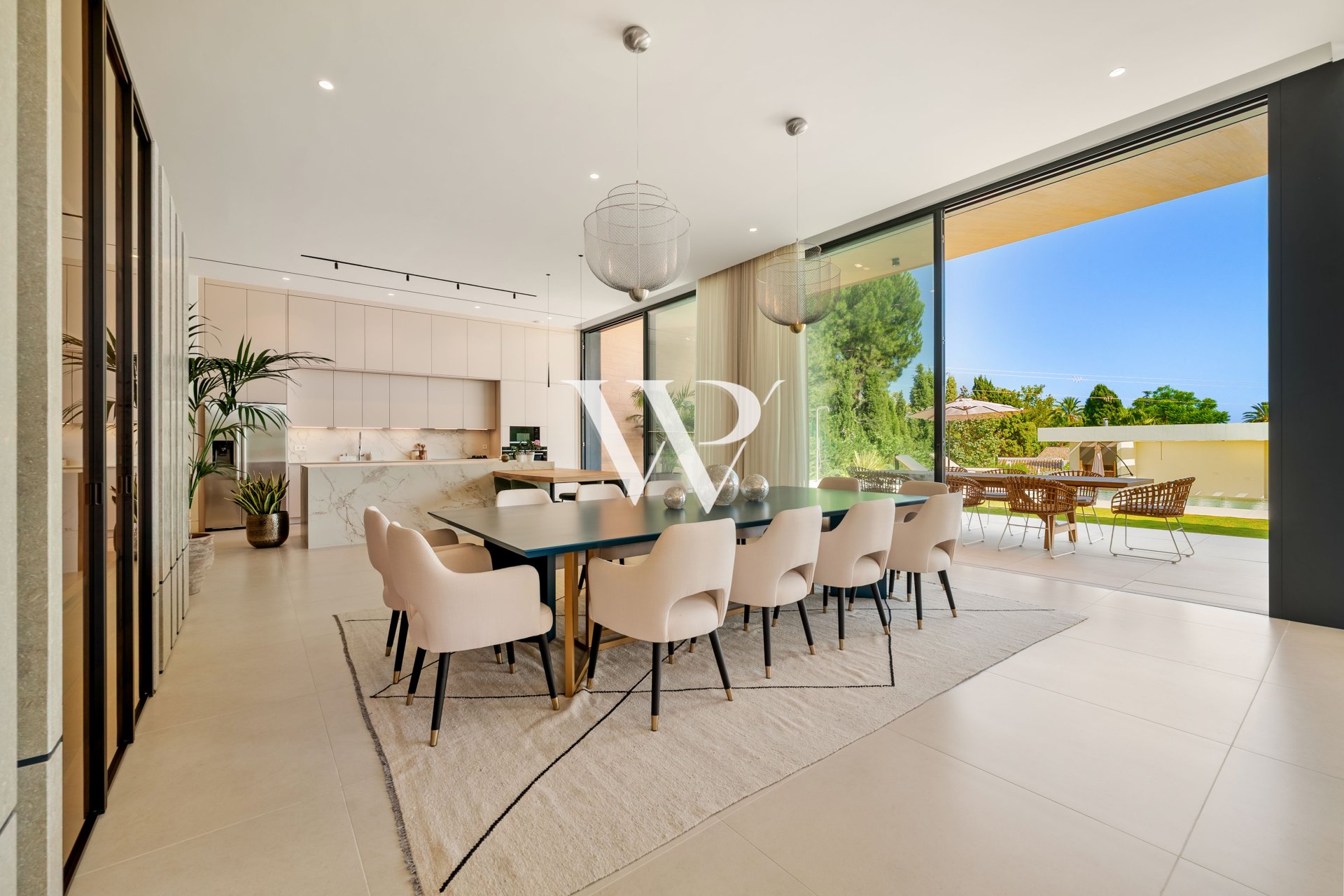 Reventa - Villa - Marbella