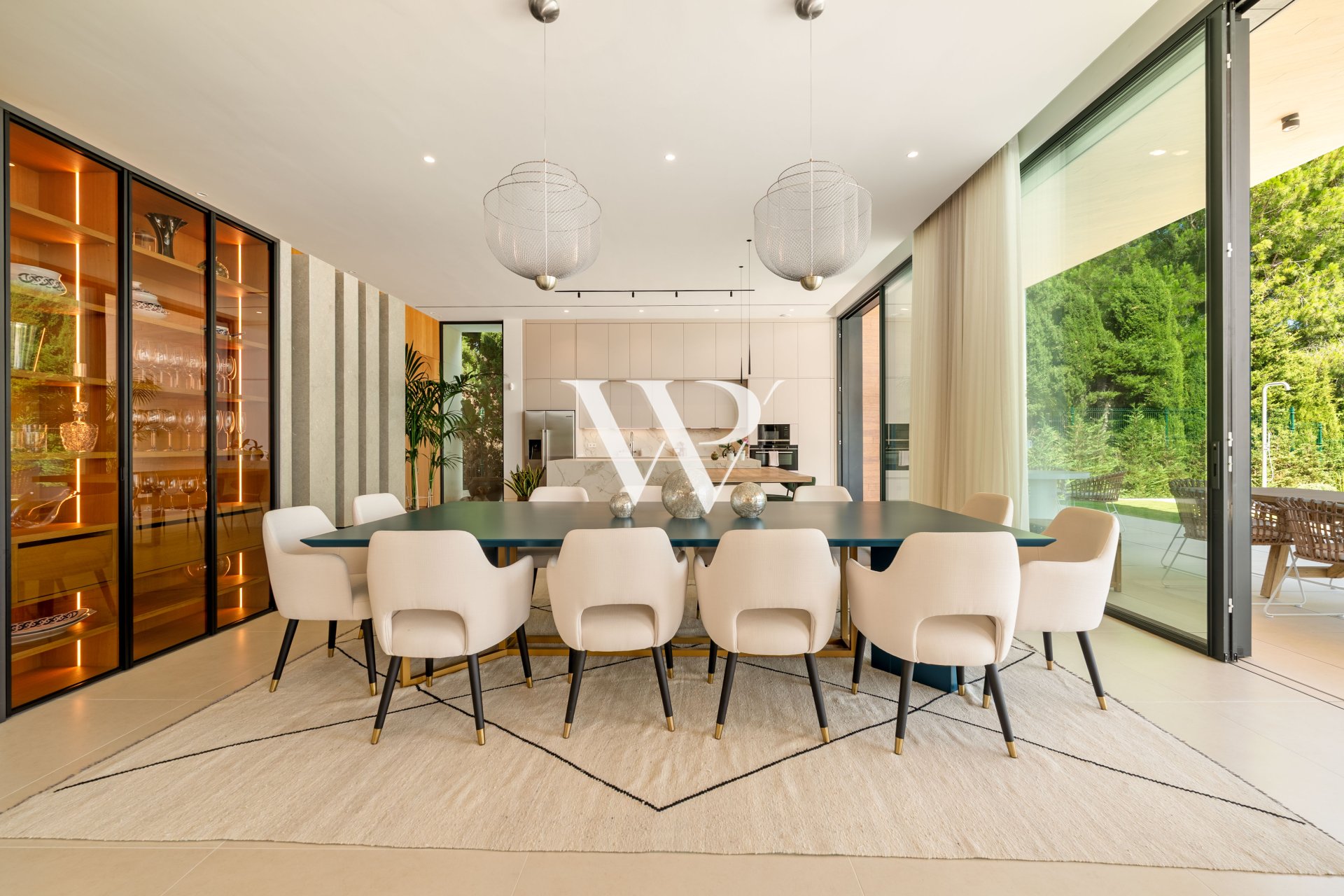 Reventa - Villa - Marbella