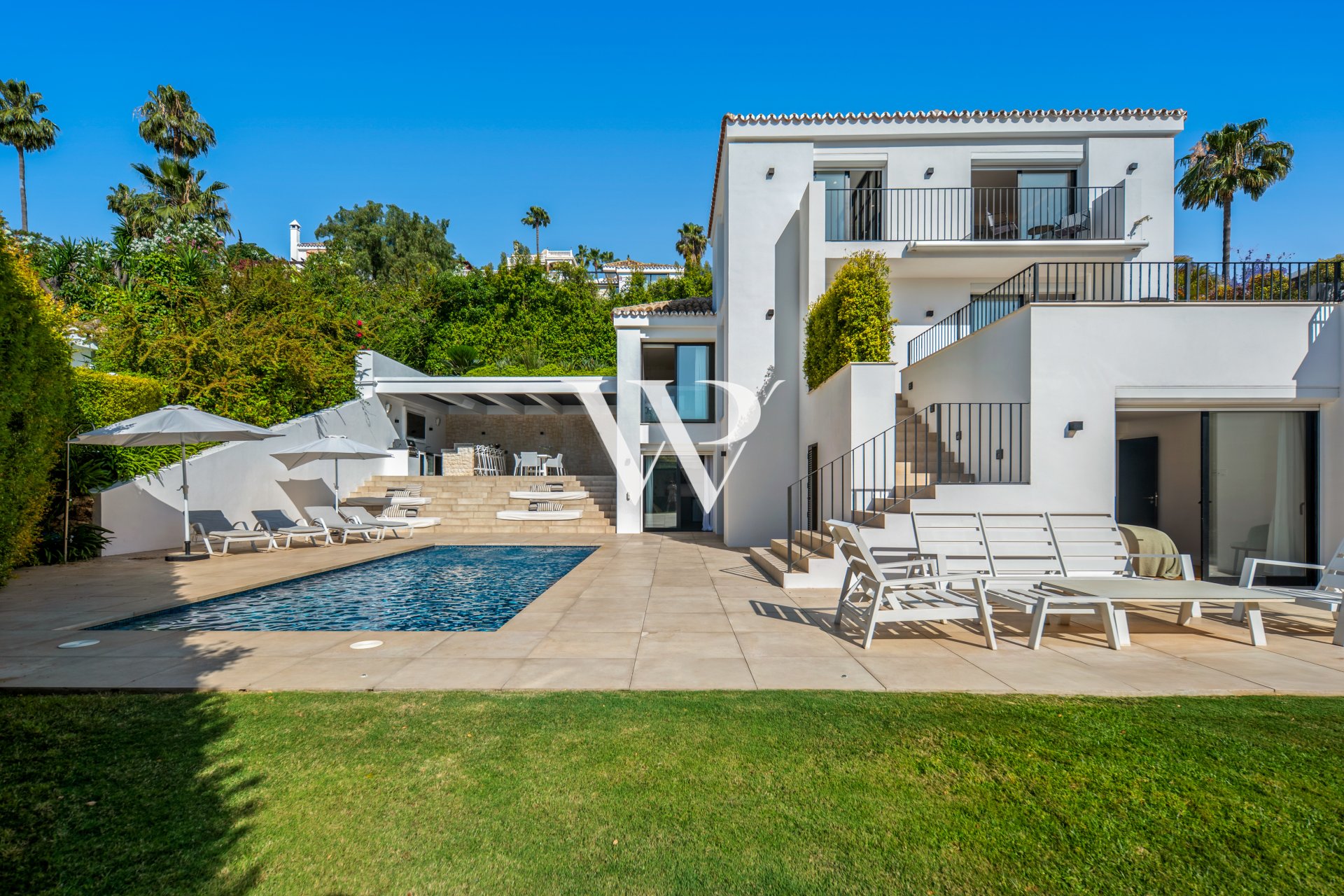 Reventa - Villa - Marbella