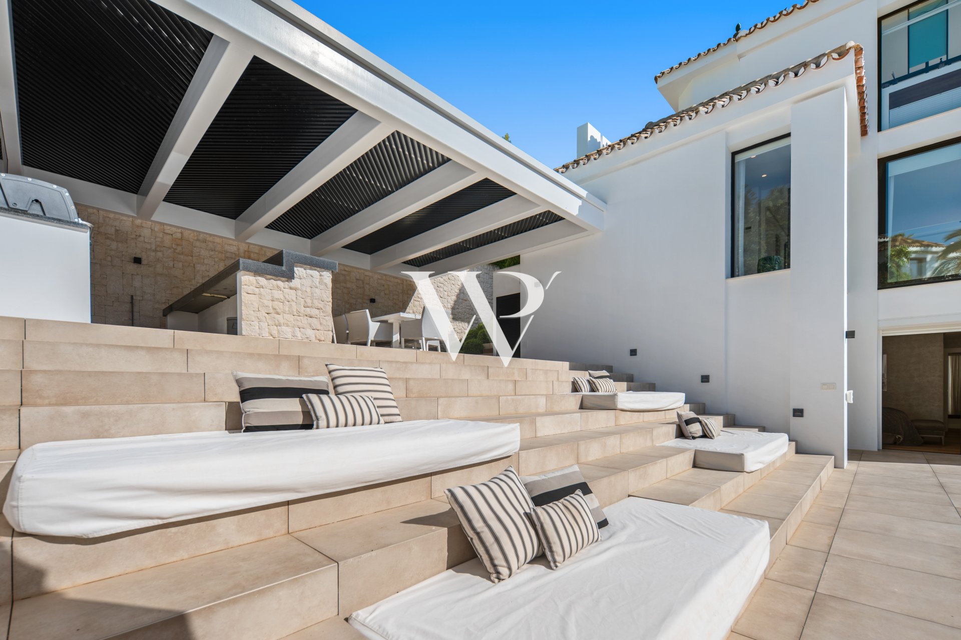Reventa - Villa - Marbella