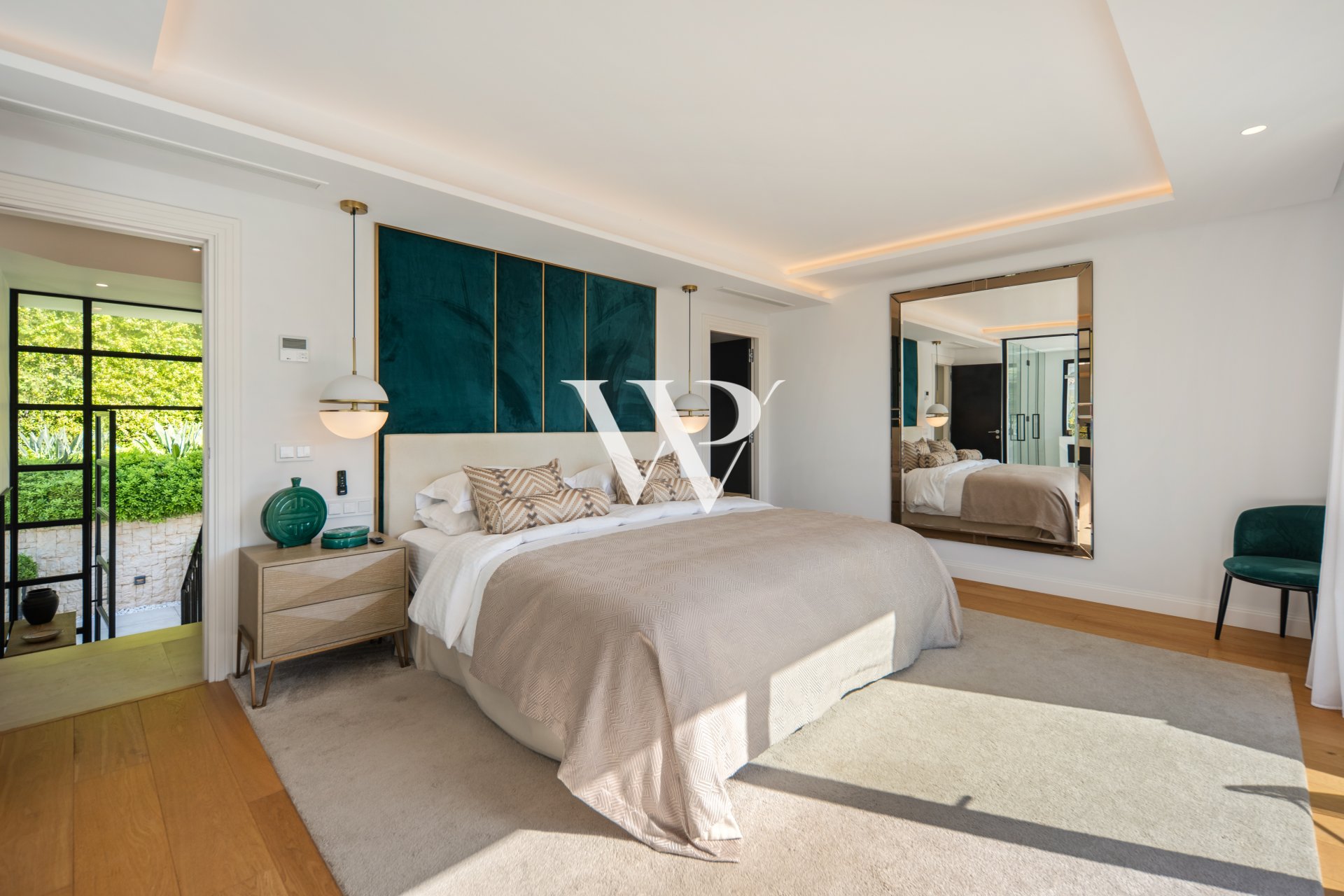 Reventa - Villa - Marbella