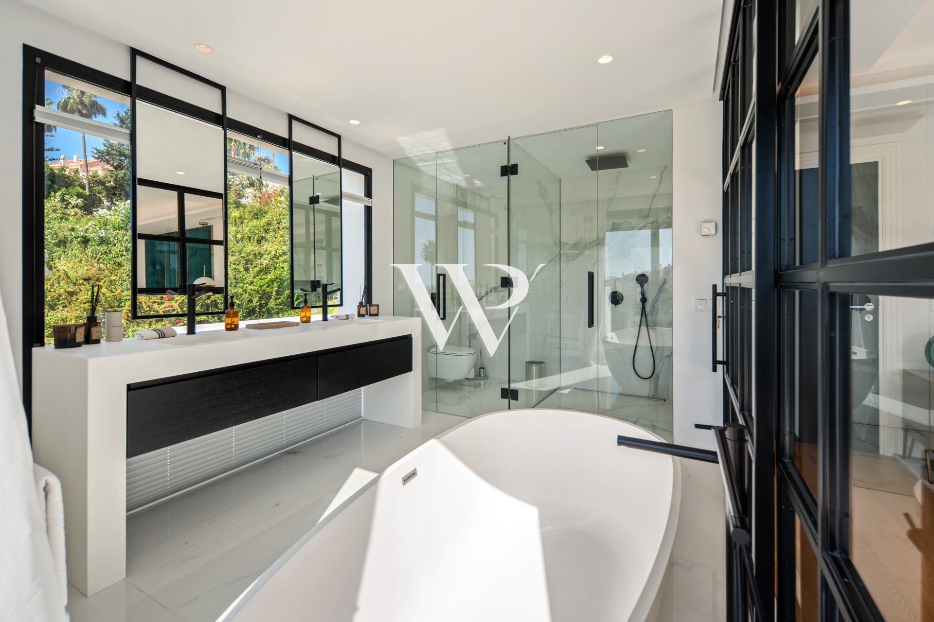 Reventa - Villa - Marbella