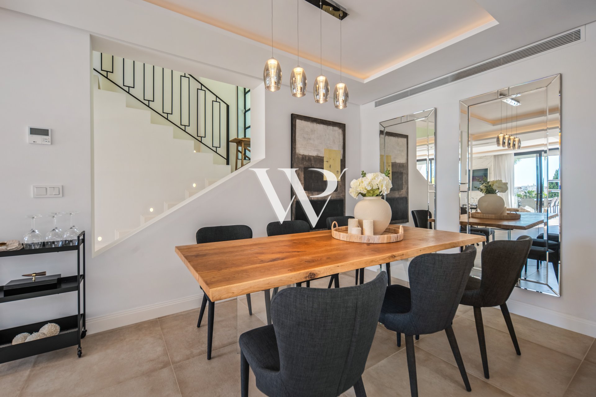 Reventa - Villa - Marbella