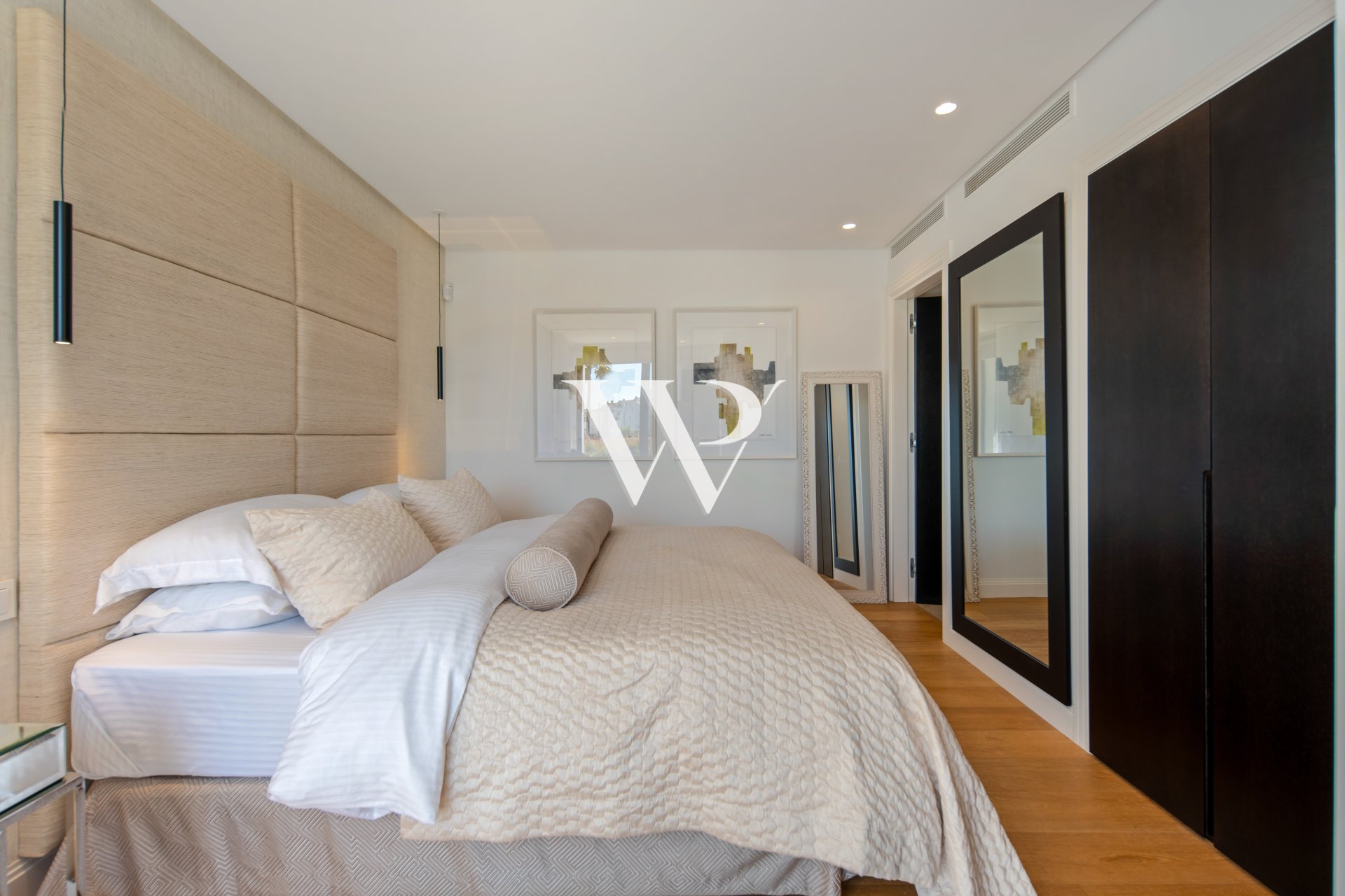 Reventa - Villa - Marbella