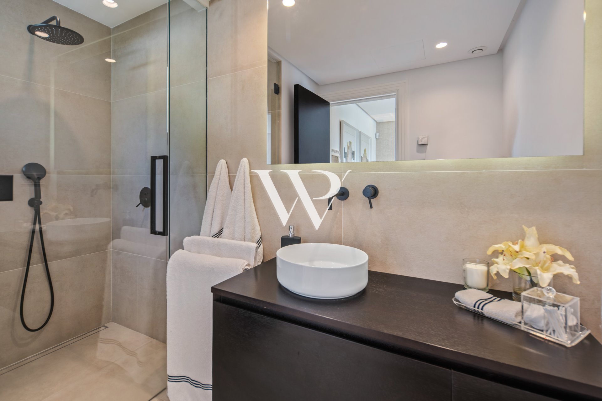 Reventa - Villa - Marbella