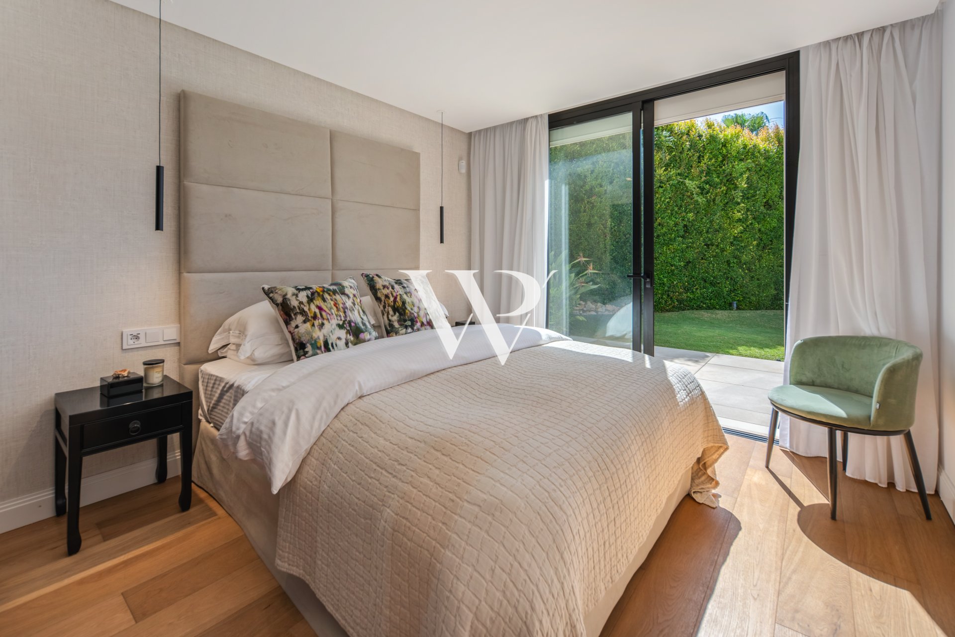 Reventa - Villa - Marbella