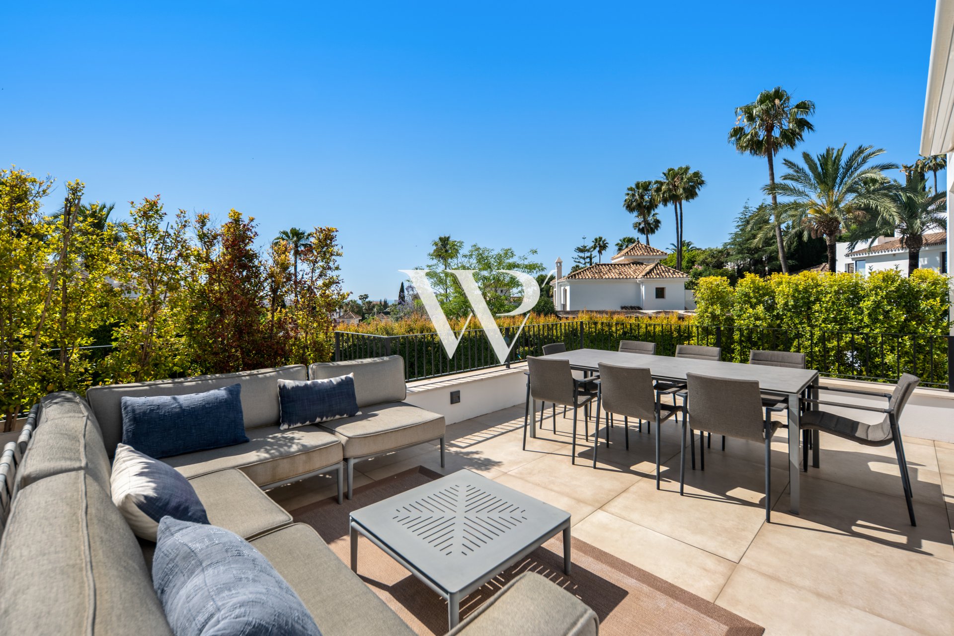 Reventa - Villa - Marbella