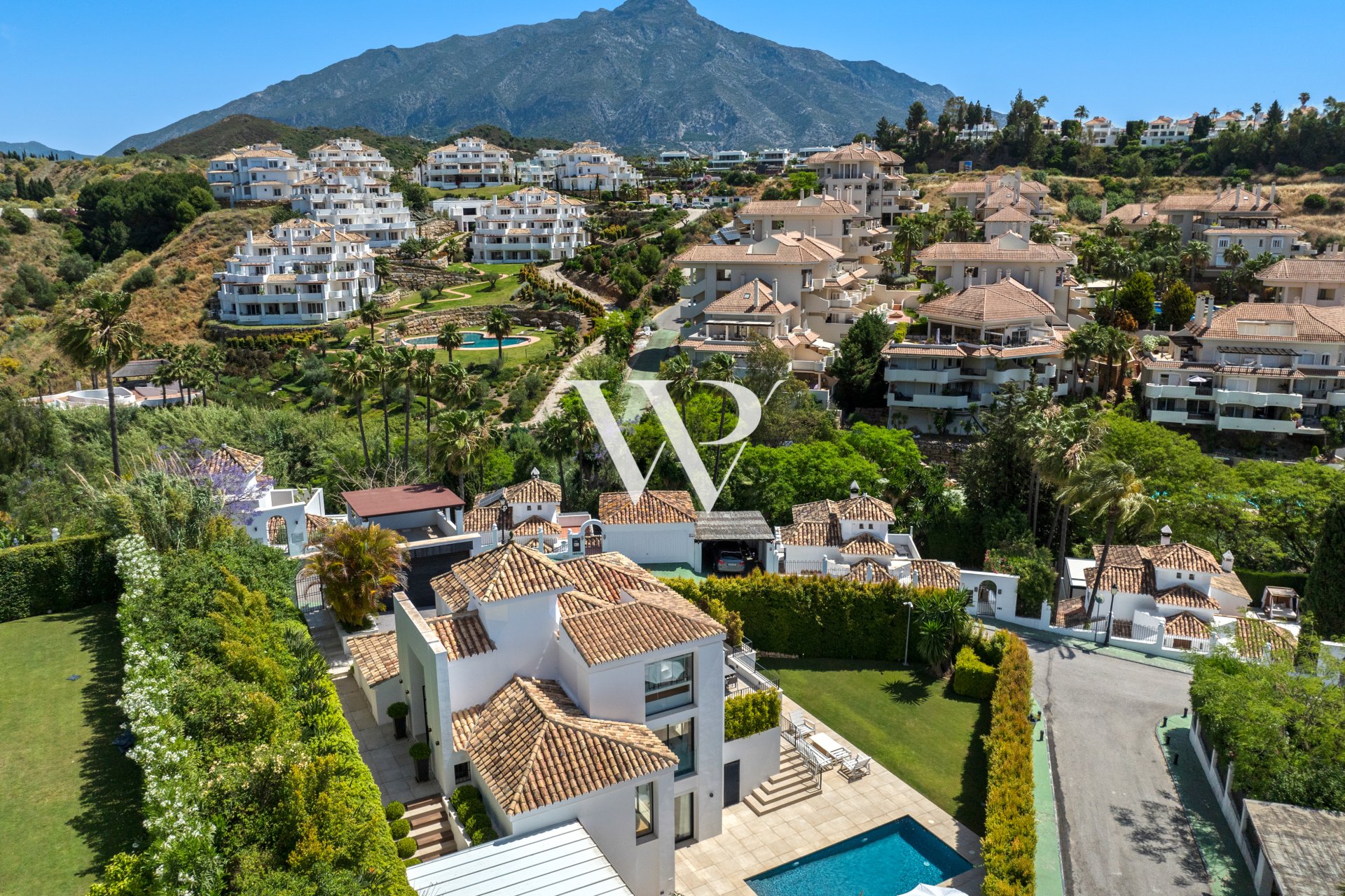 Reventa - Villa - Marbella