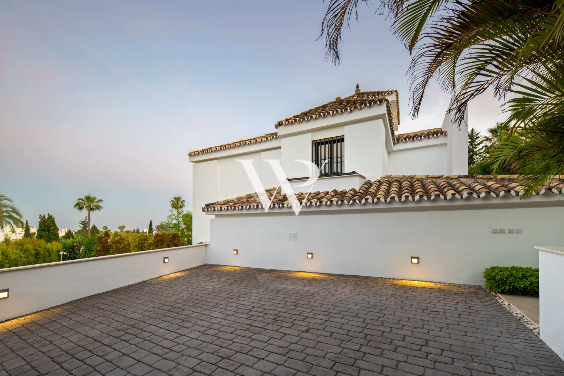 Reventa - Villa - Marbella