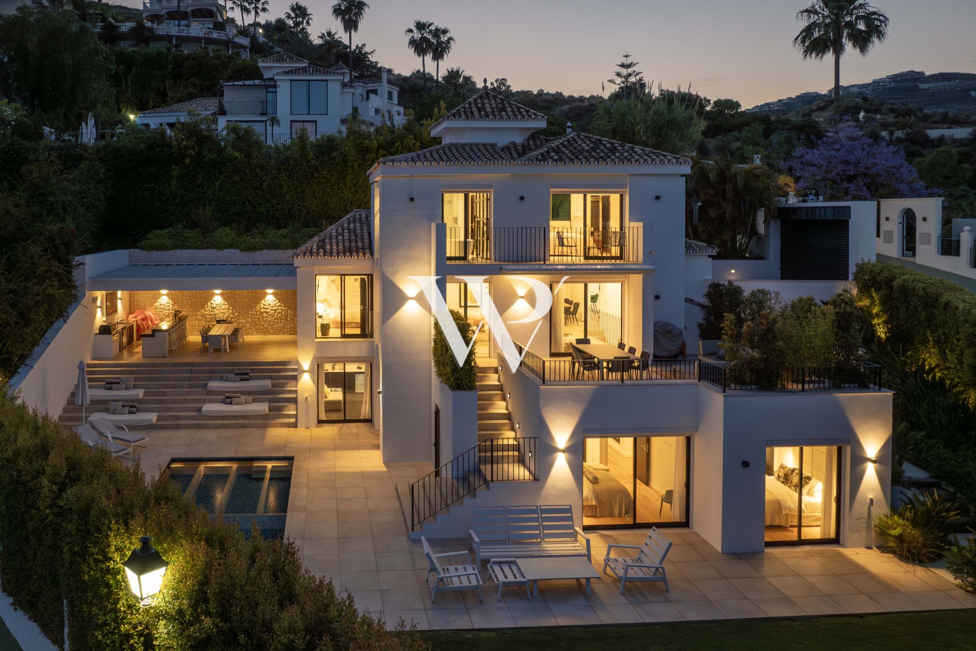 Reventa - Villa - Marbella