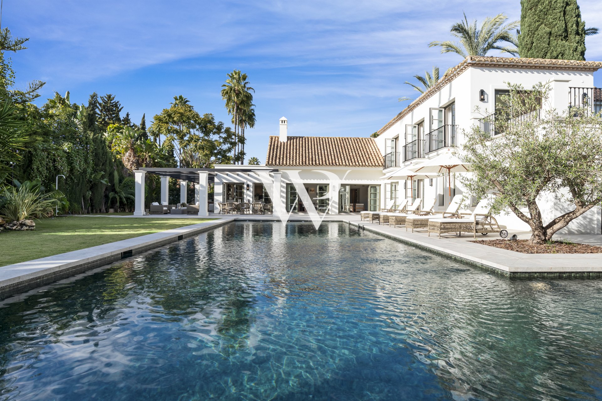 Reventa - Villa - Marbella