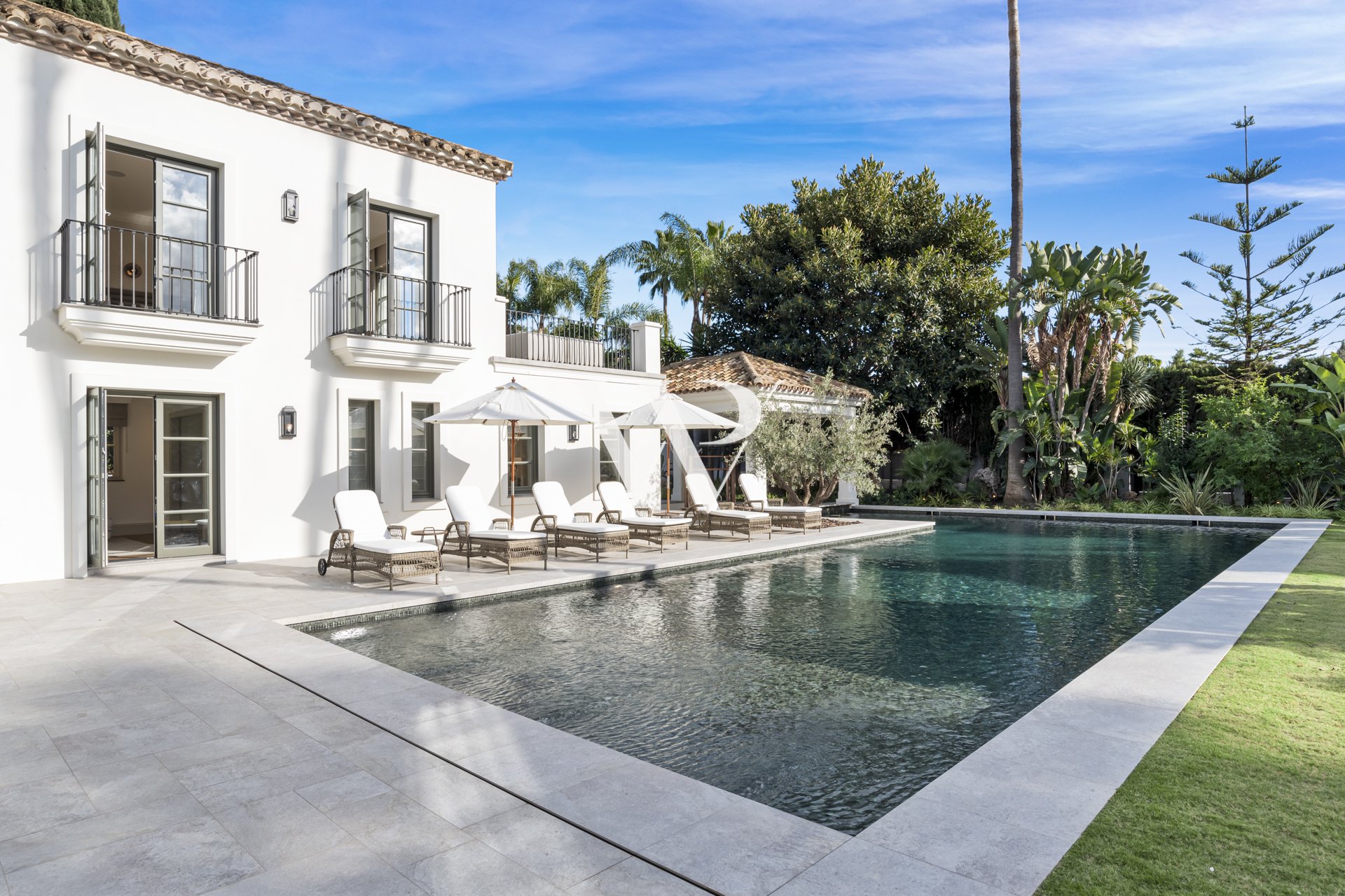 Reventa - Villa - Marbella